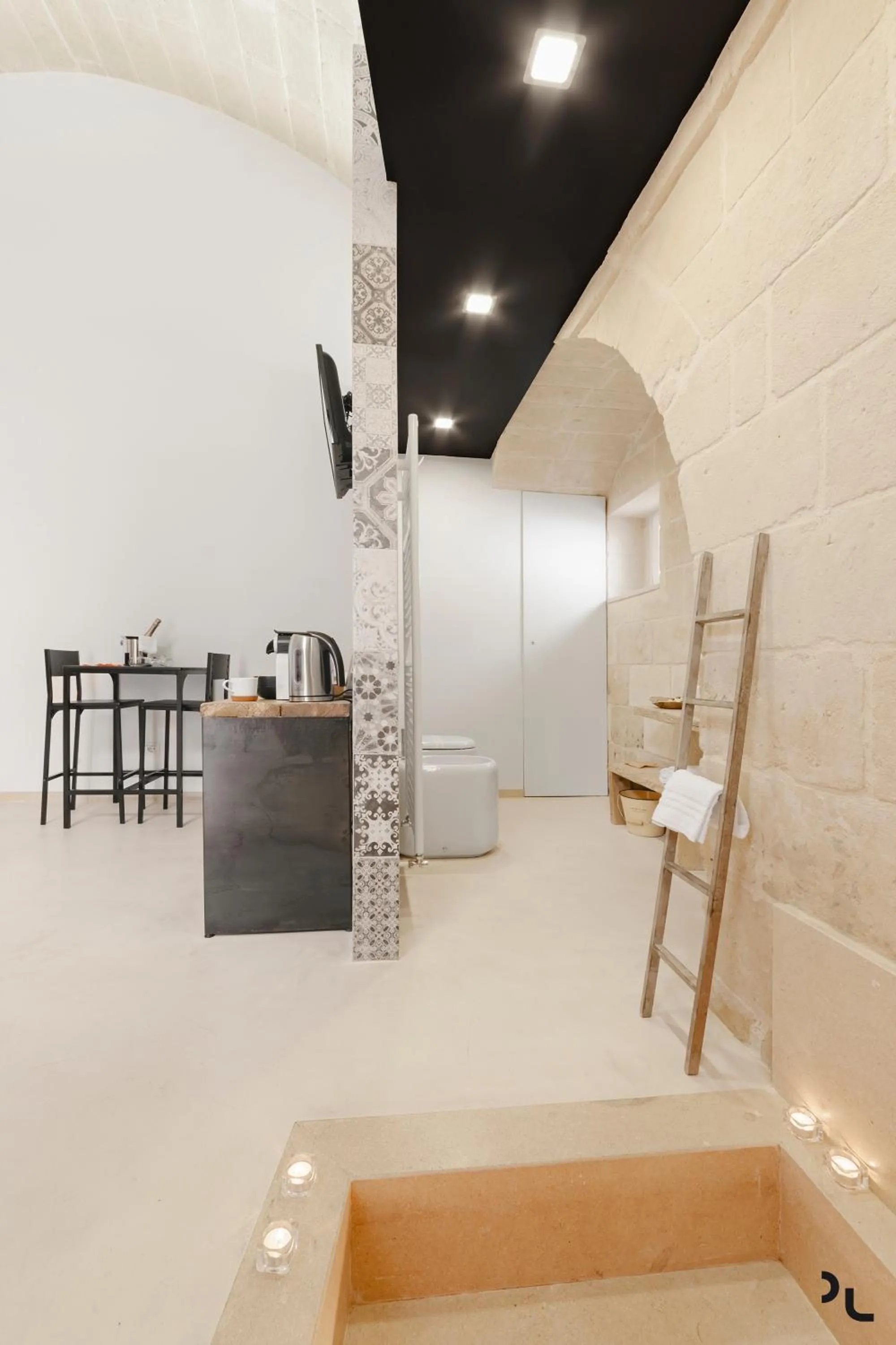 Toilet in Hydria Rooms