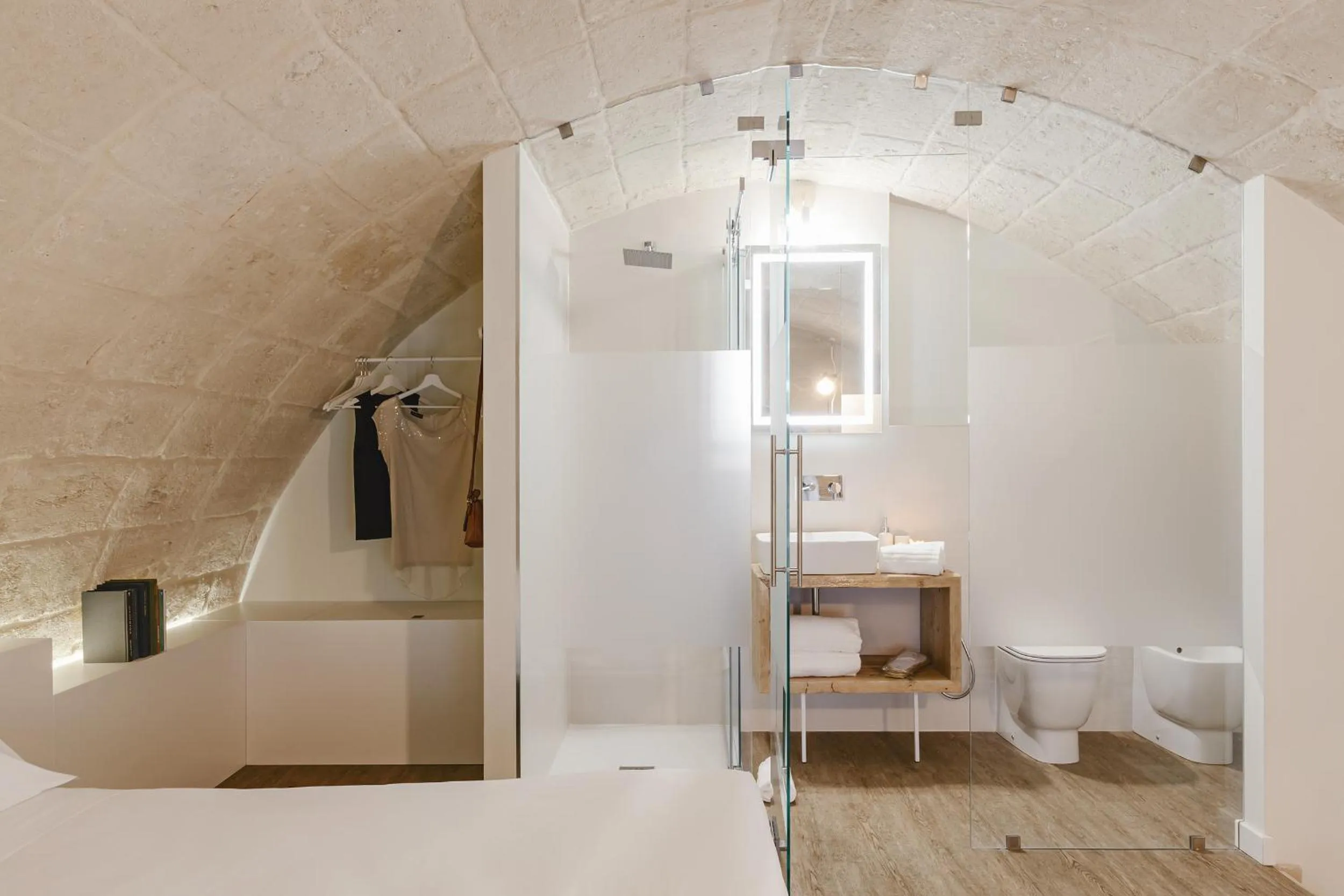 Bathroom in Hydria Rooms