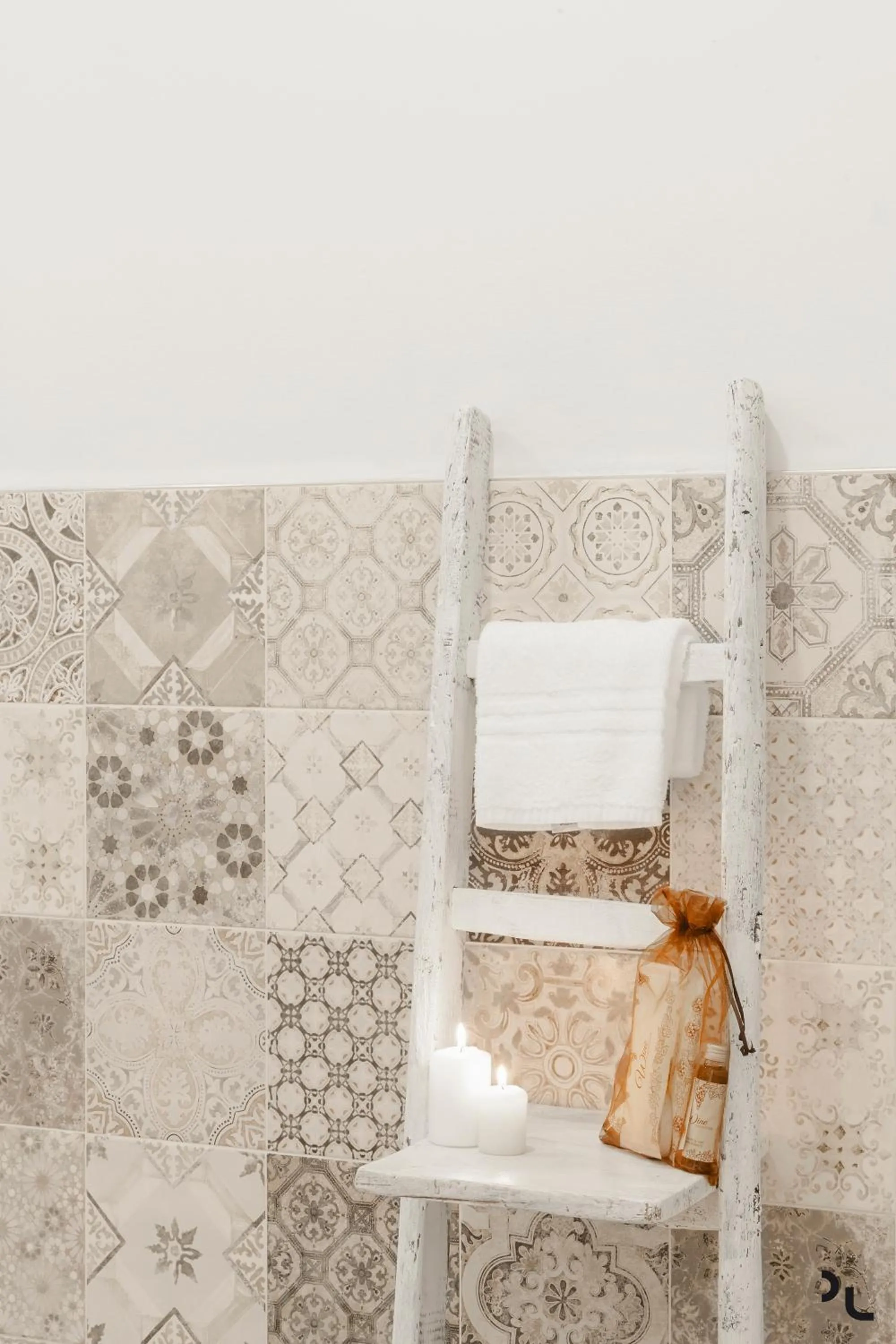 Toilet in Hydria Rooms