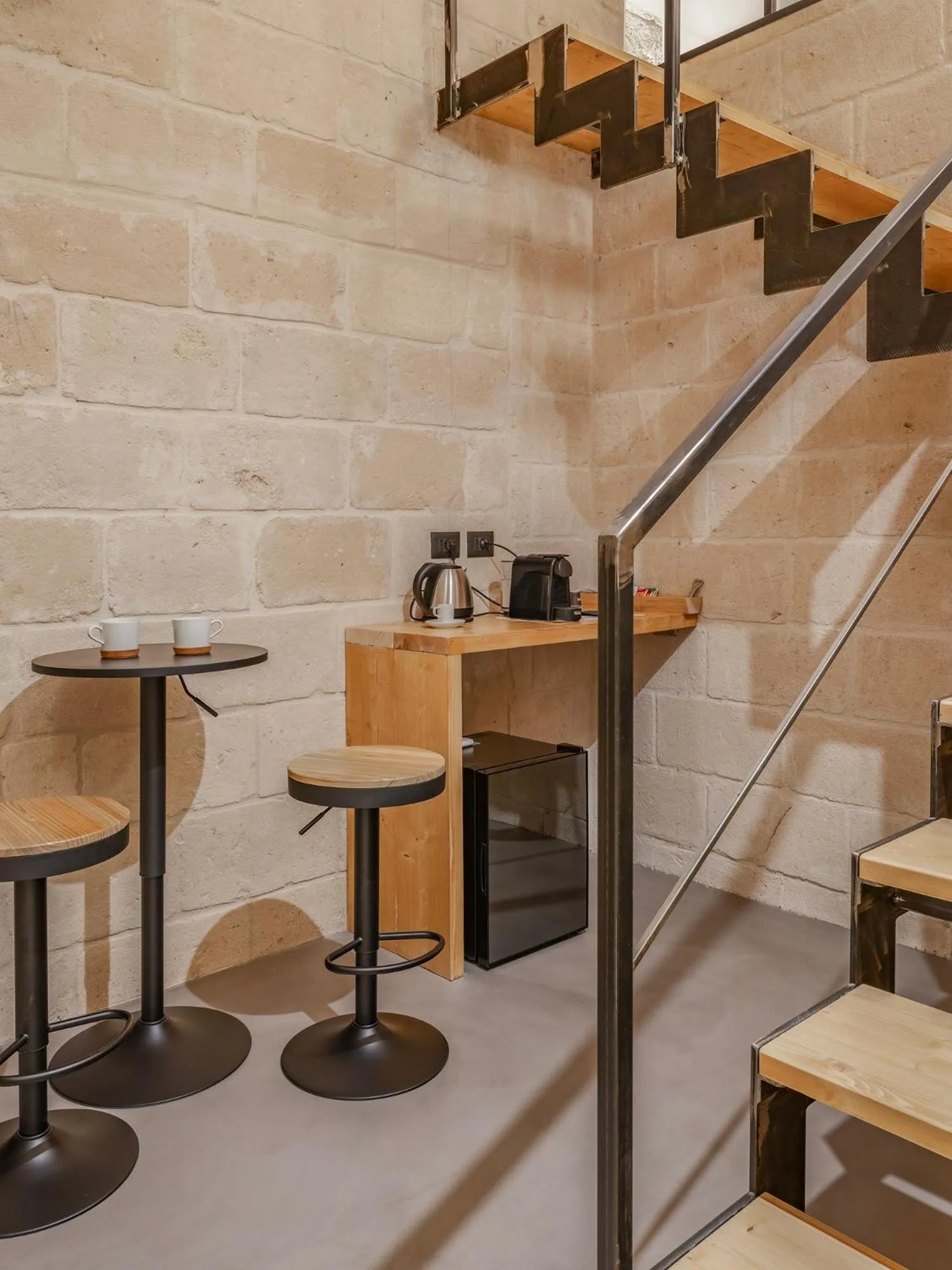 oven in Hydria Rooms