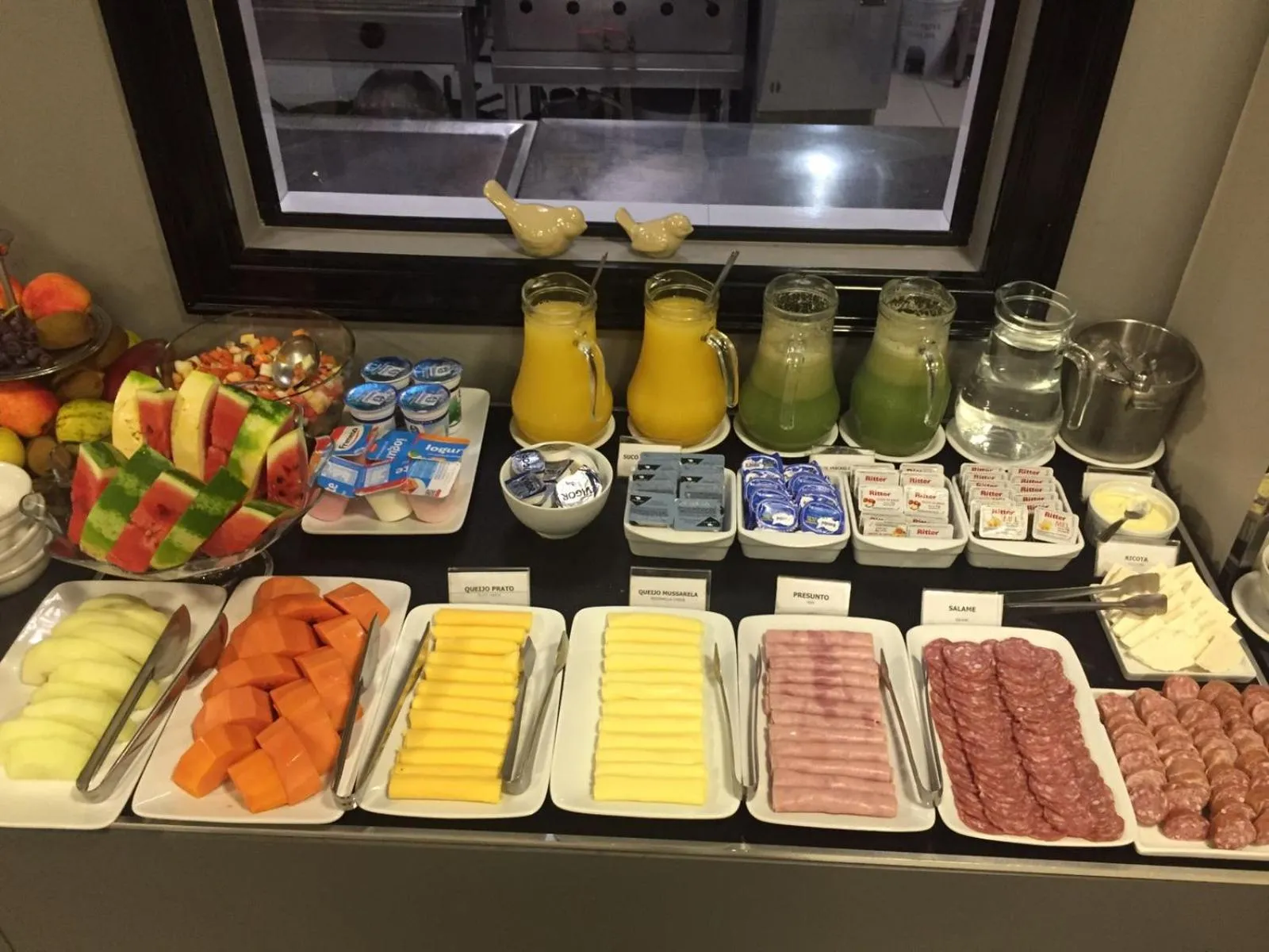 Breakfast in Blue Hill Hotel