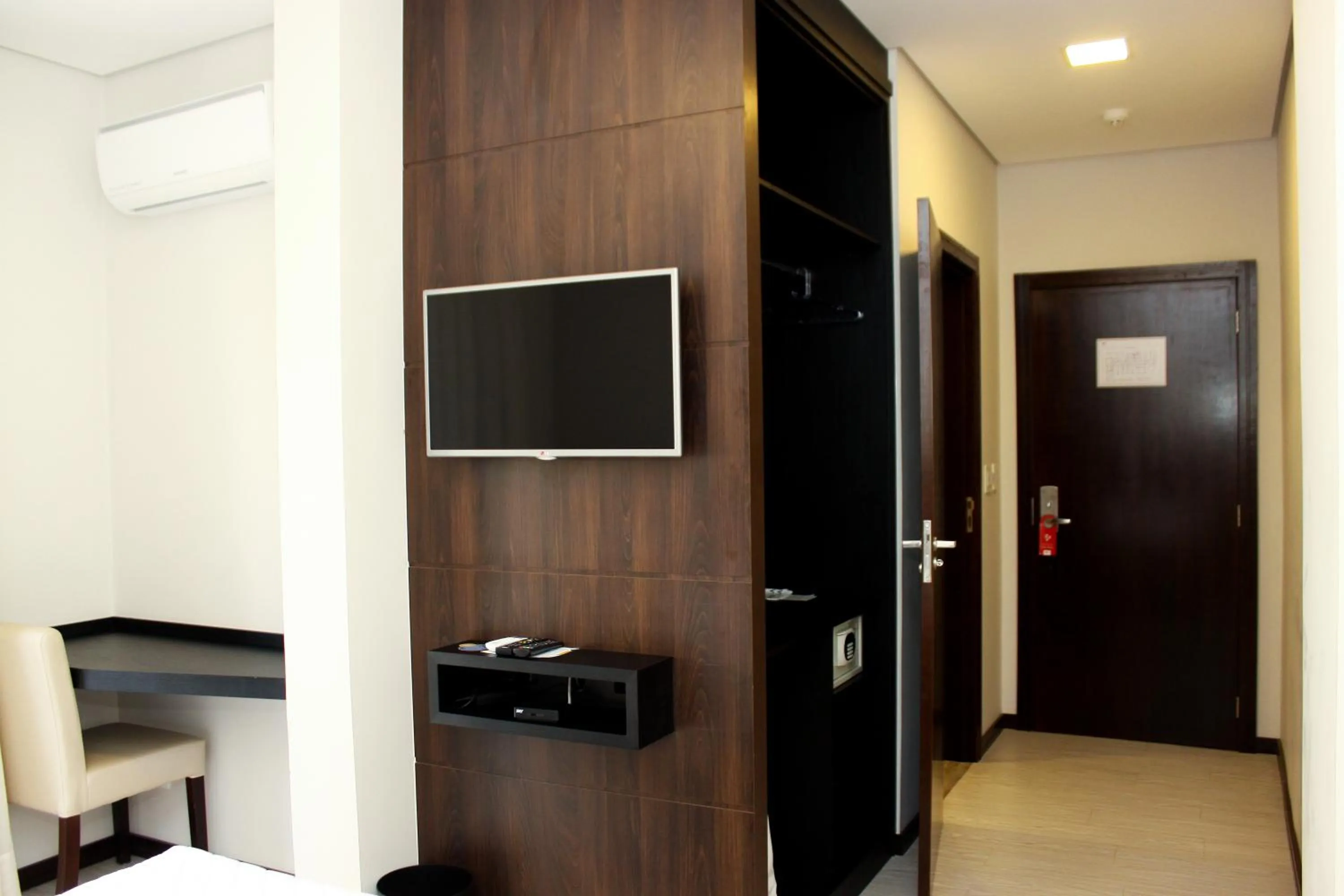 Bedroom in Blue Hill Hotel