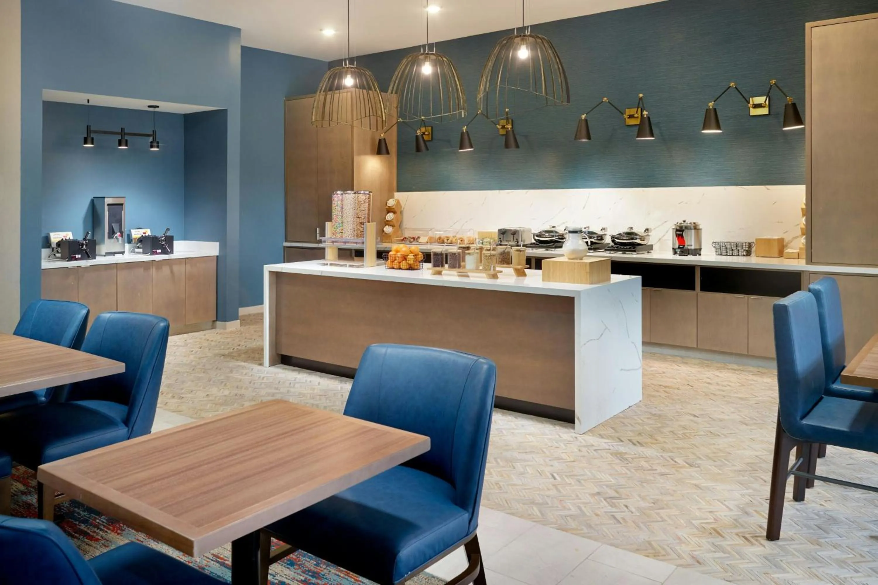 Breakfast in SpringHill Suites by Marriott Locust Grove