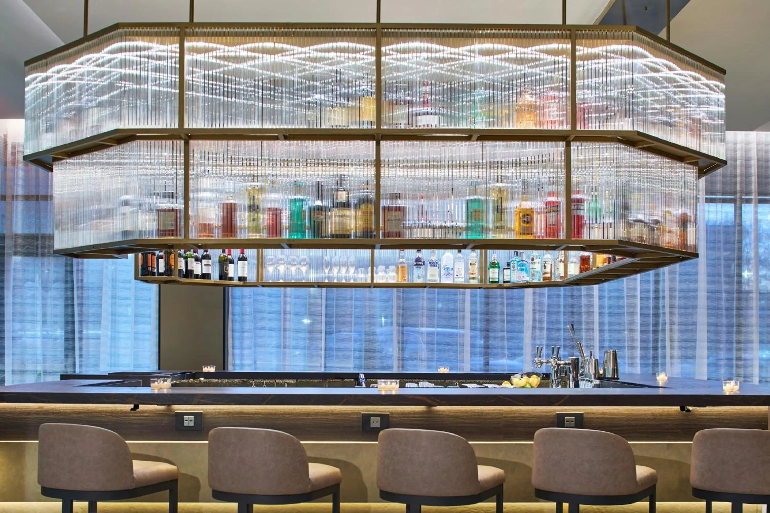 Lounge or bar in AC Hotel by Marriott Auburn