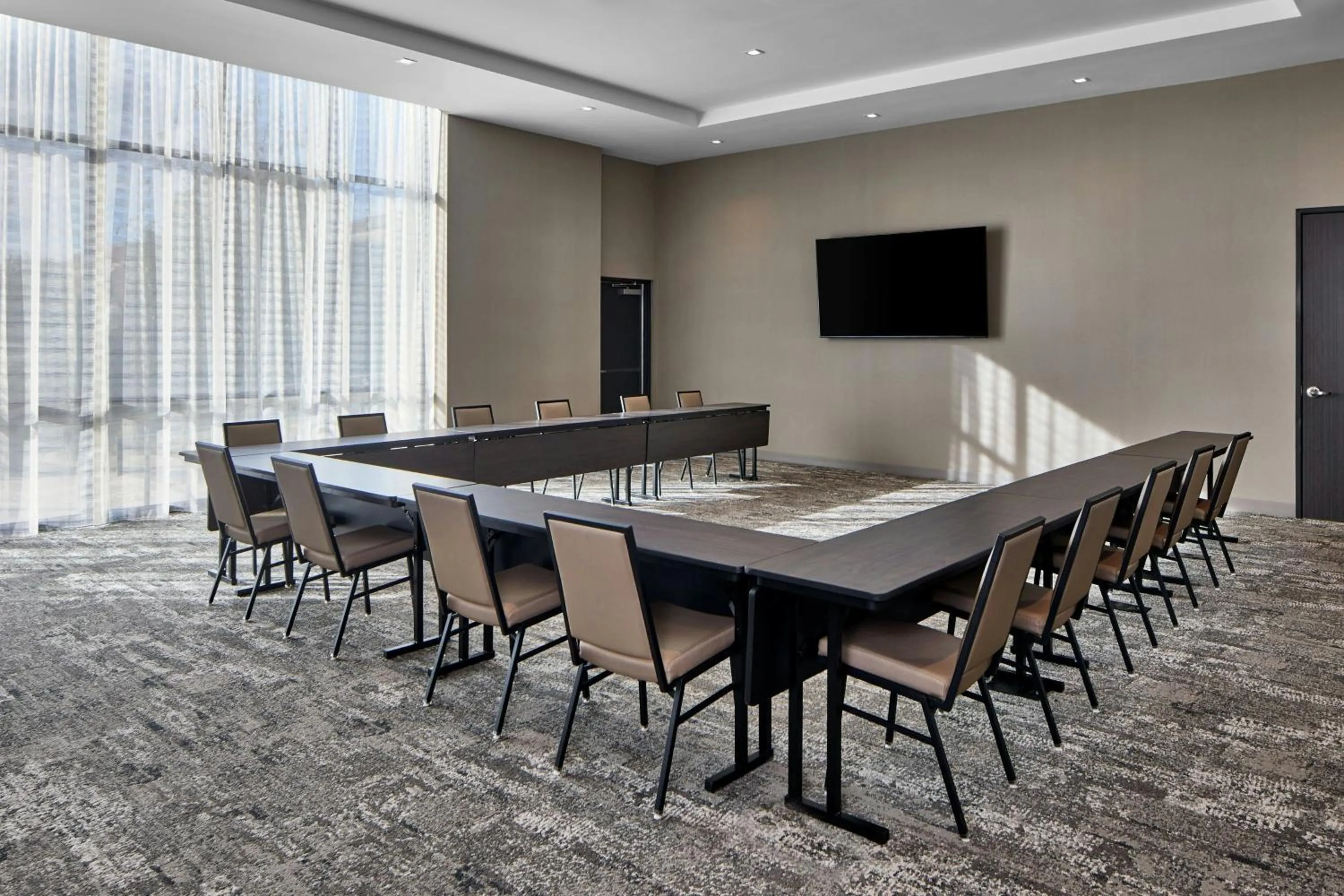 Meeting/conference room in AC Hotel by Marriott Auburn