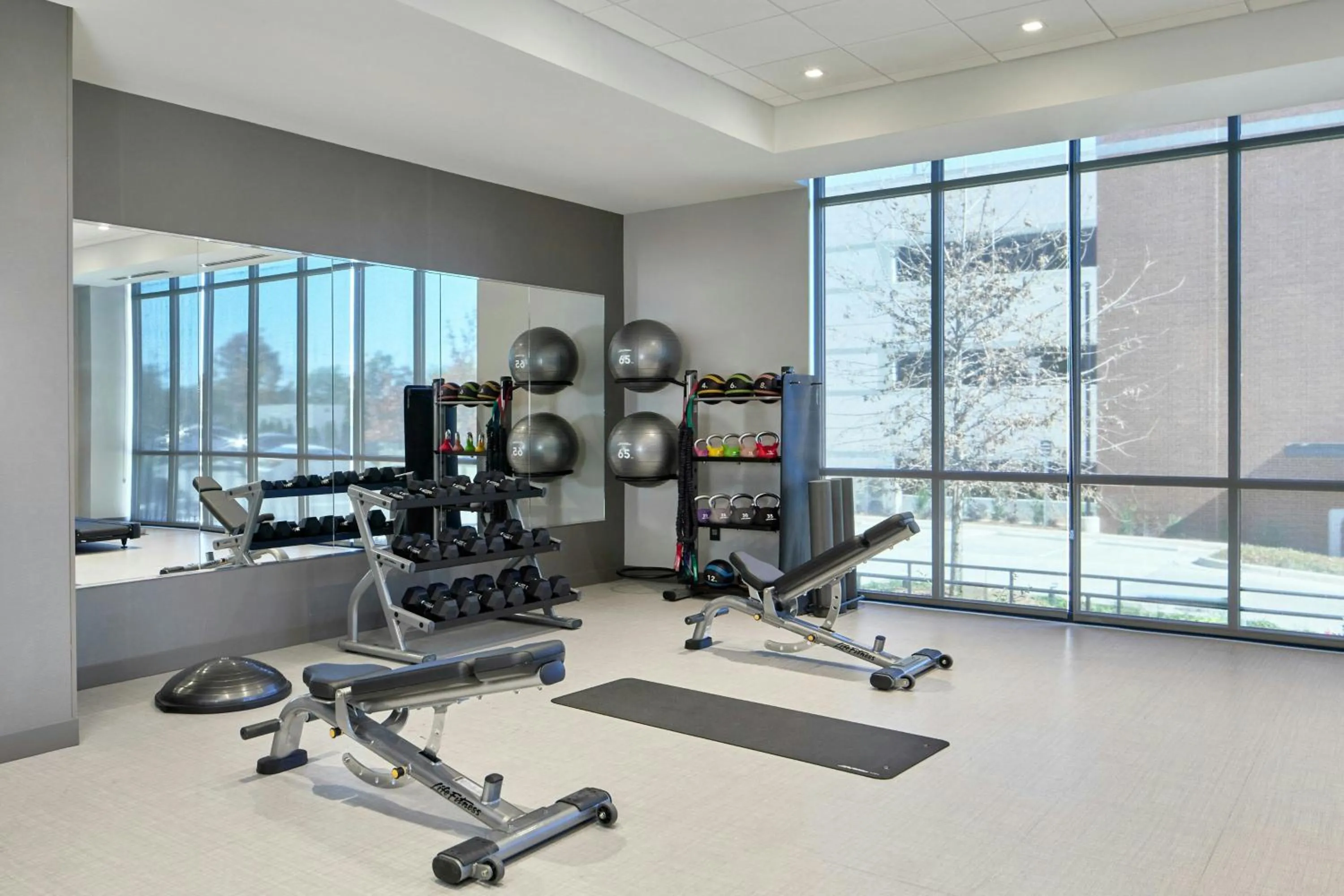 Fitness centre/facilities in AC Hotel by Marriott Auburn