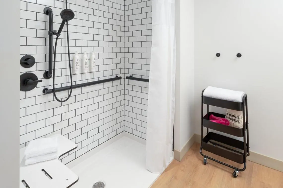 Shower in Moxy Fayetteville