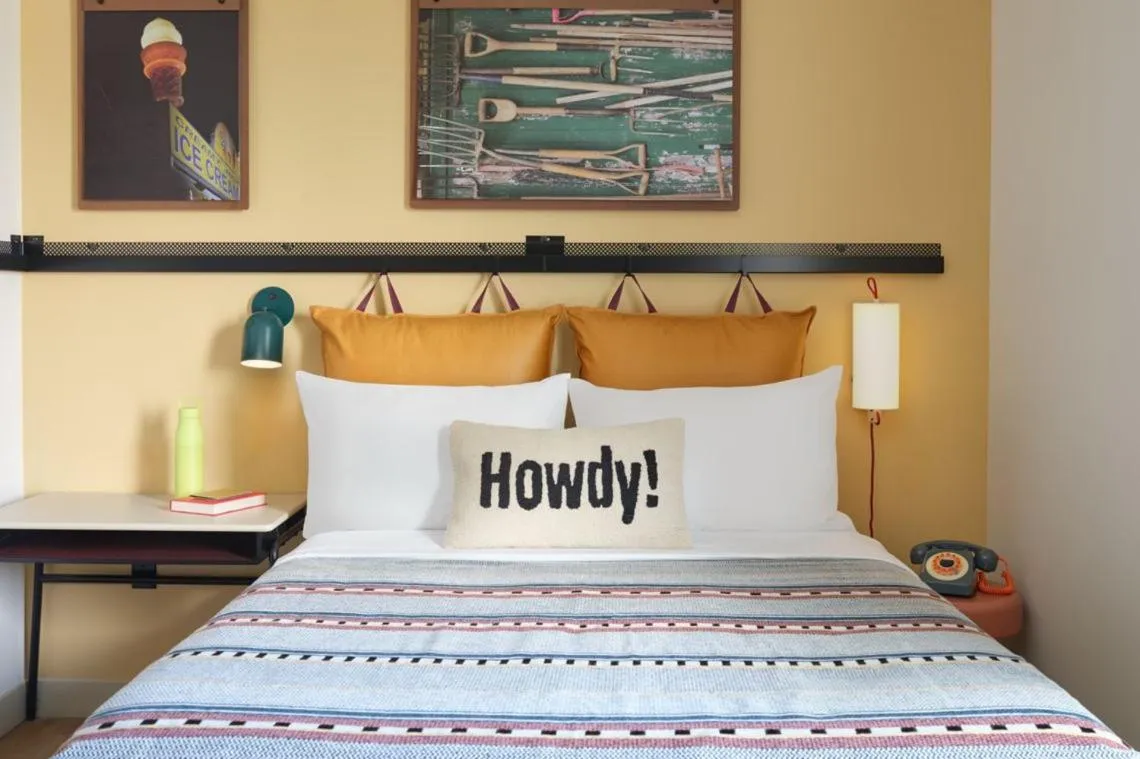 Bed in Moxy Fayetteville