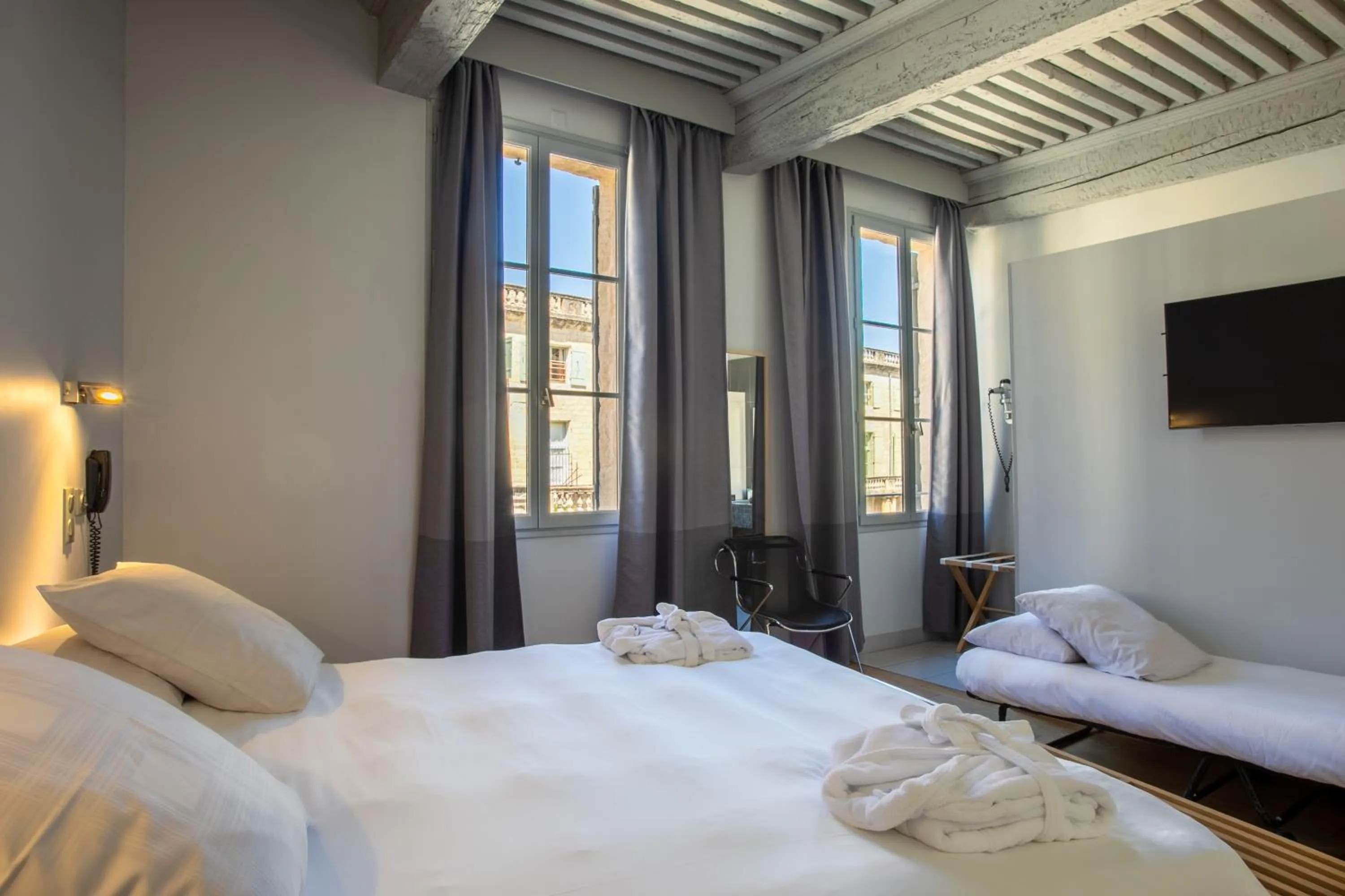 Bed in Boutique Hôtel Entraigues