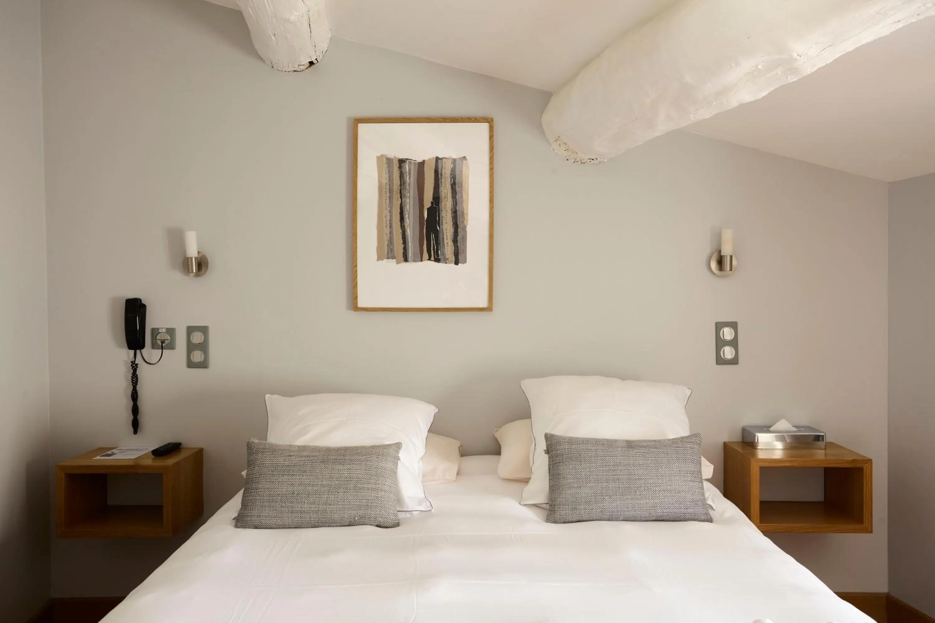 Bed in Boutique Hôtel Entraigues