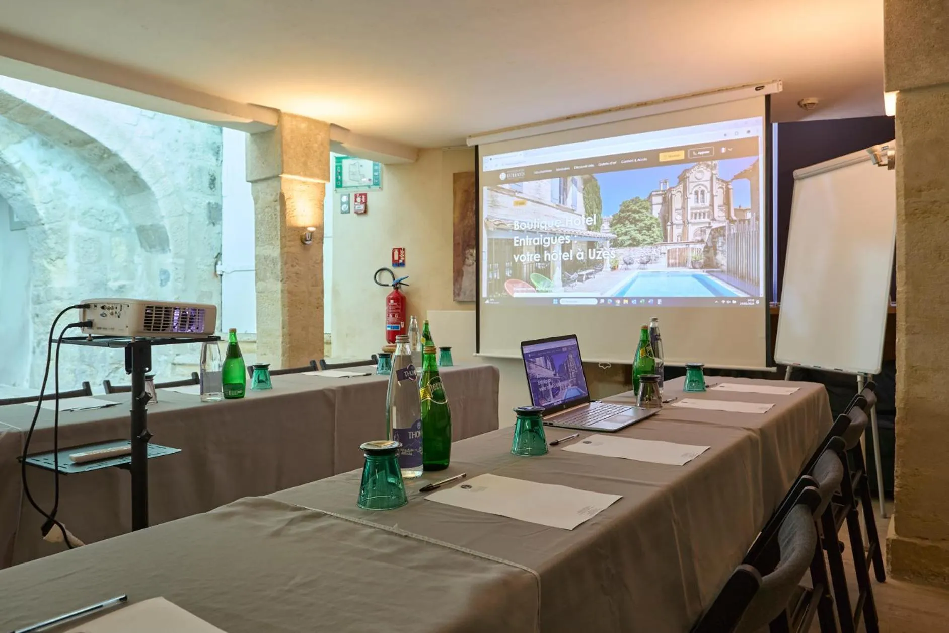Meeting/conference room in Boutique Hôtel Entraigues
