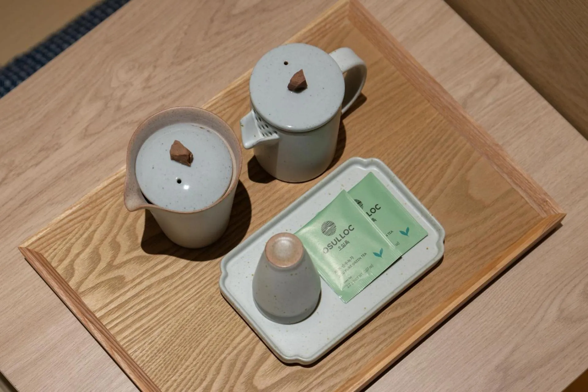 Coffee/tea facilities in Sowon Ryokan and Hotel by Aank Sangbong