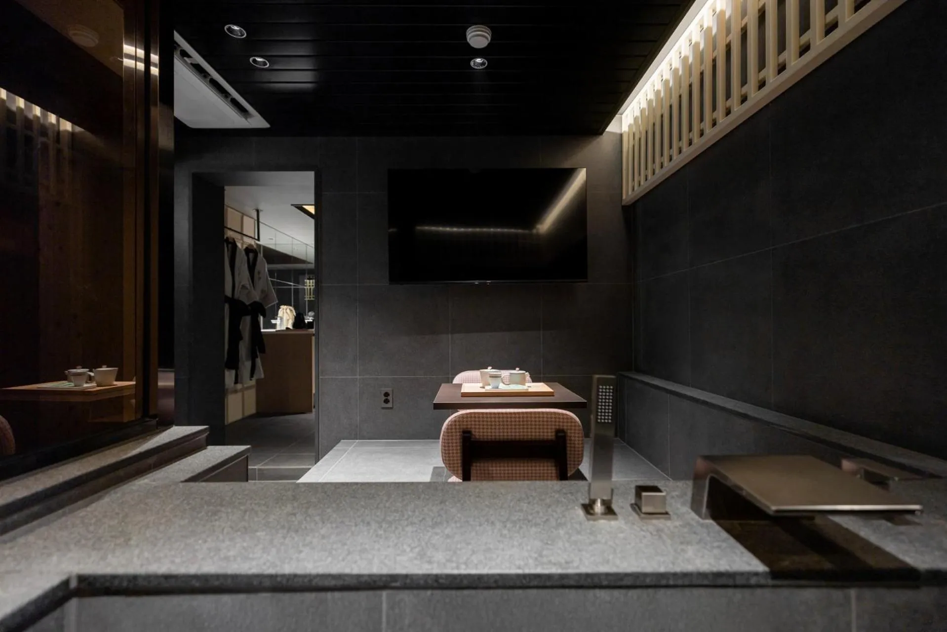 Spa and wellness centre/facilities in Sowon Ryokan and Hotel by Aank Sangbong