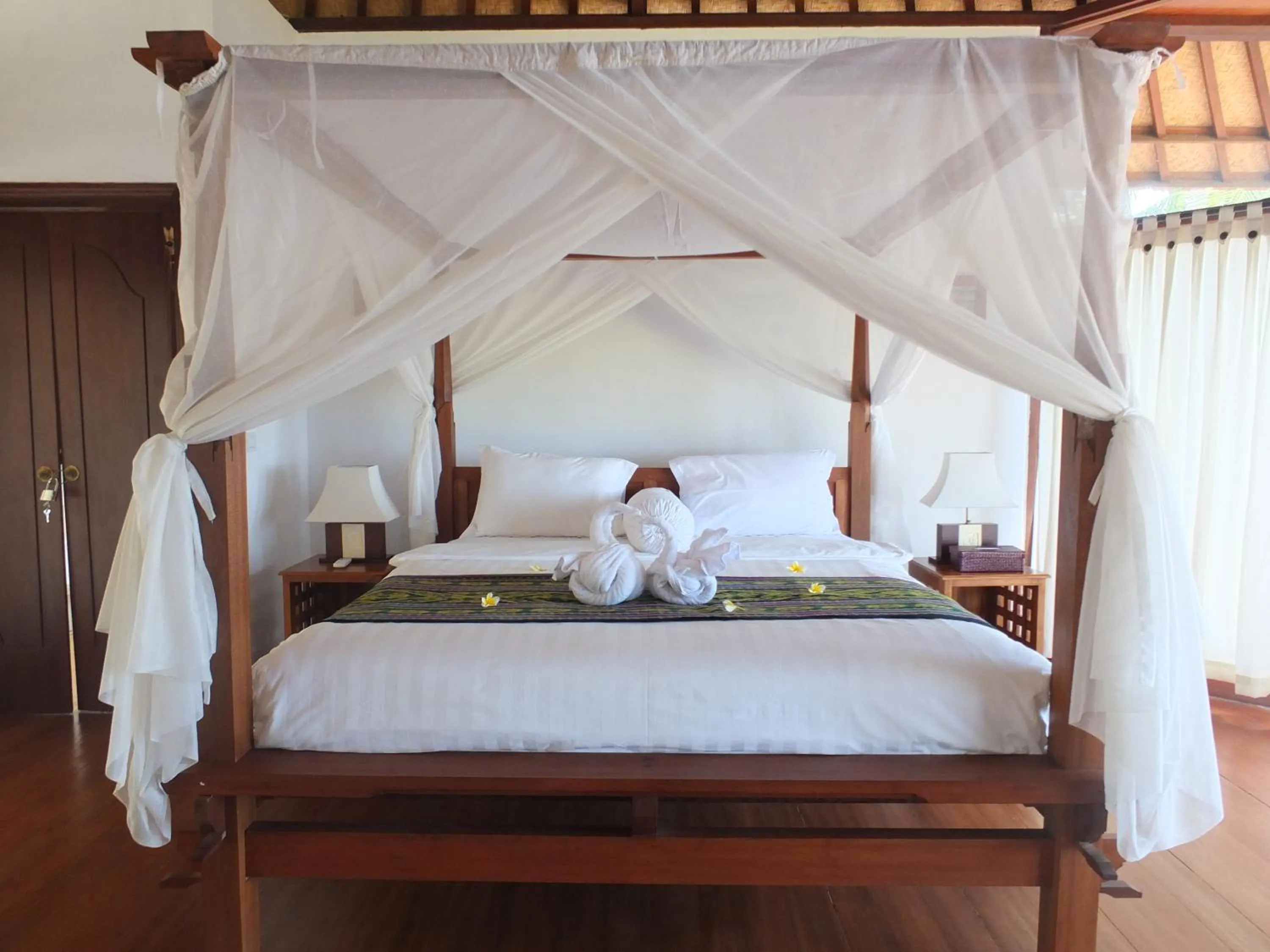 Bed in The Amrita - Salt Farm Villas