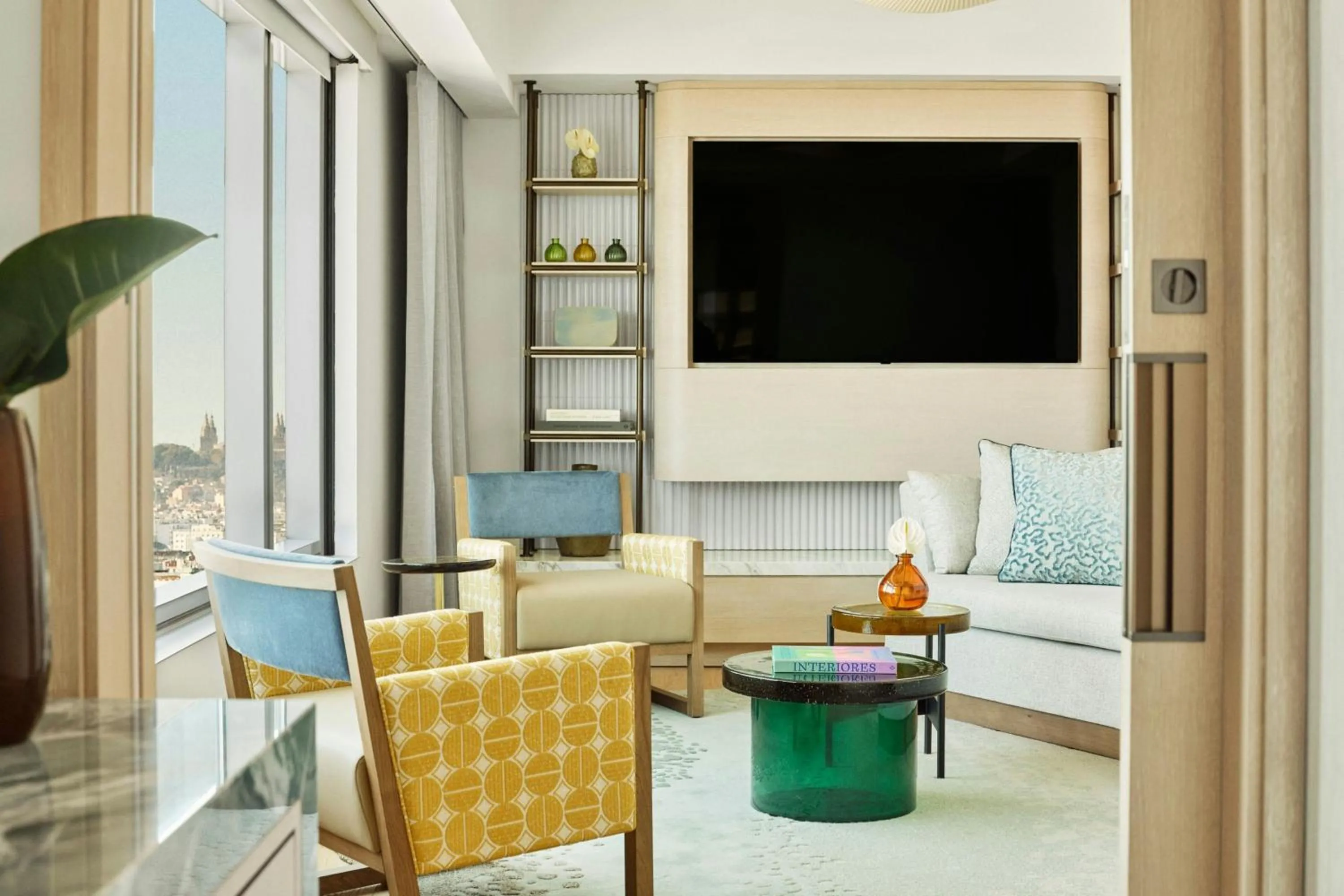 Living room in Hotel Arts Barcelona