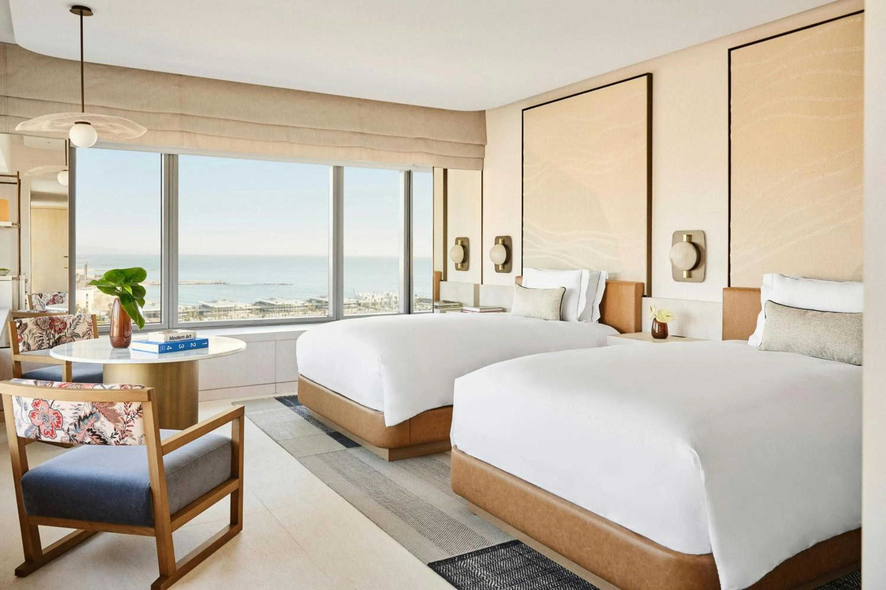 Photo of the whole room, Bed in Hotel Arts Barcelona