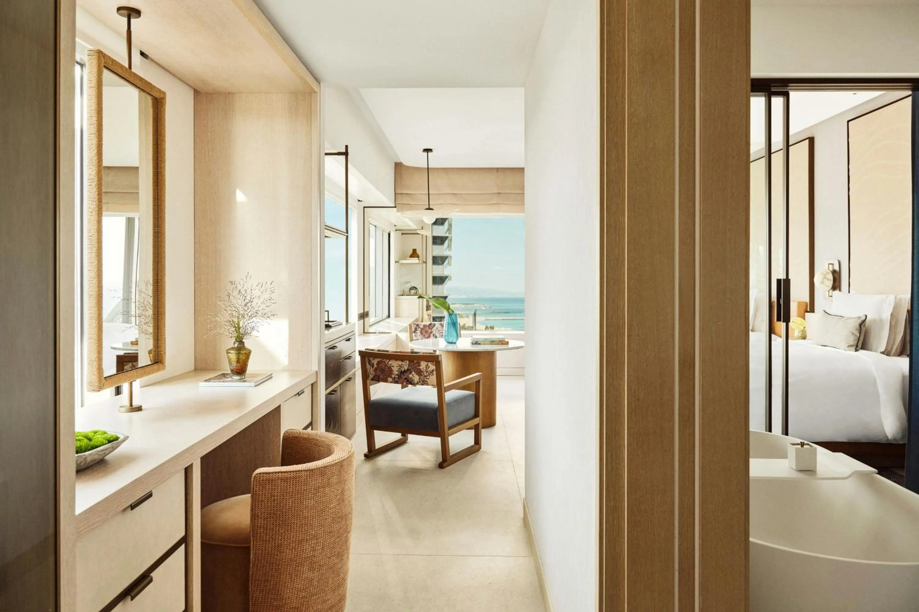 Photo of the whole room, Bed in Hotel Arts Barcelona