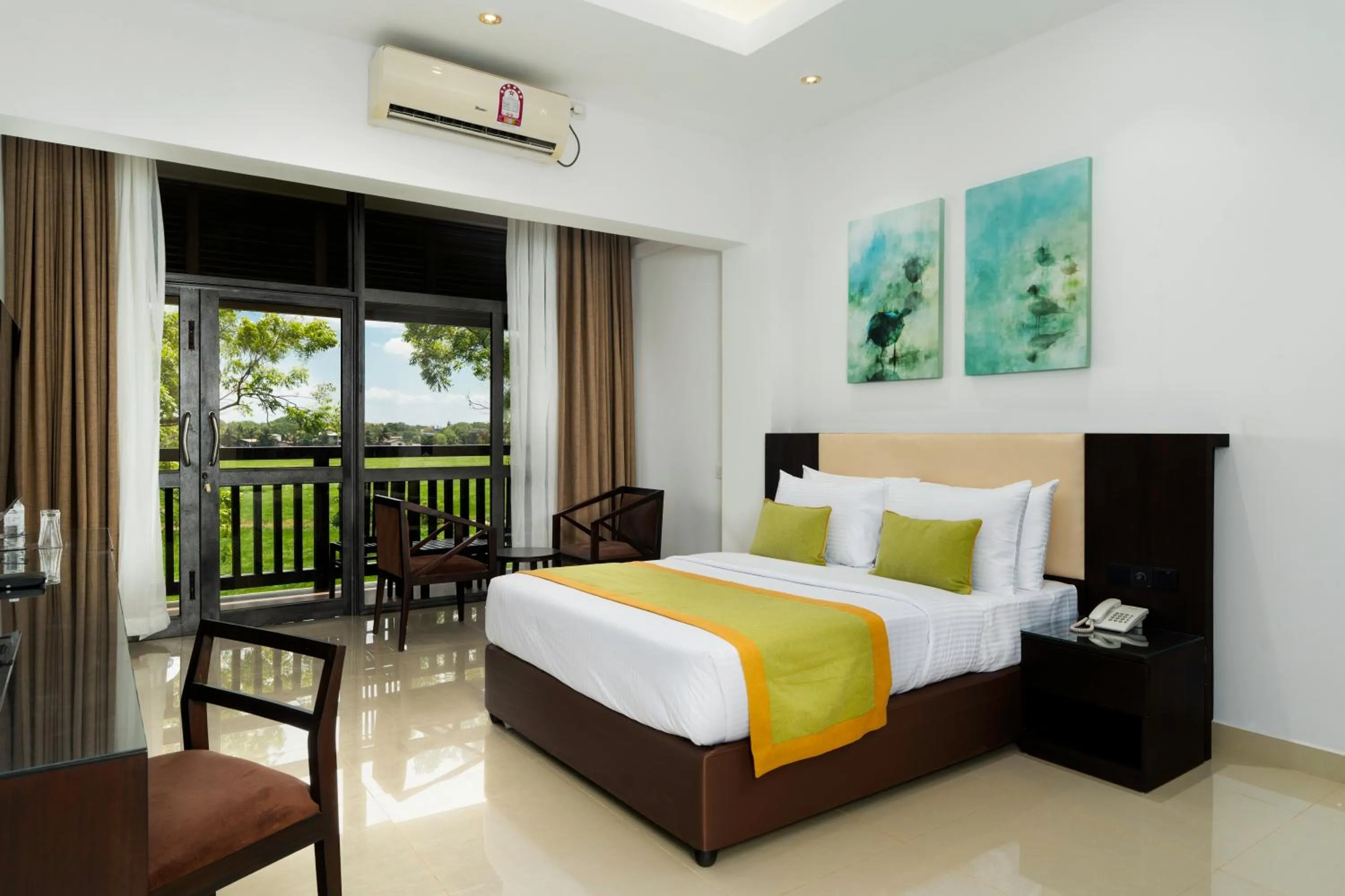 Bed in Kynrock Hotels & Resorts Kataragama