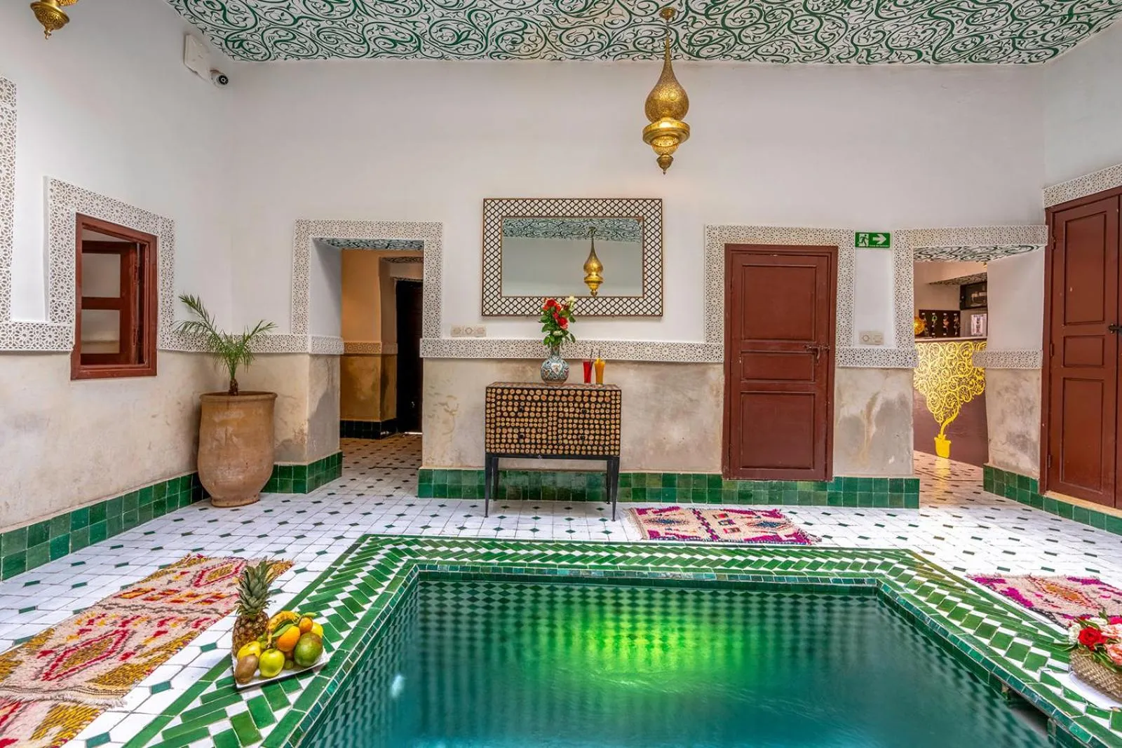 Swimming pool in Riad Jowara