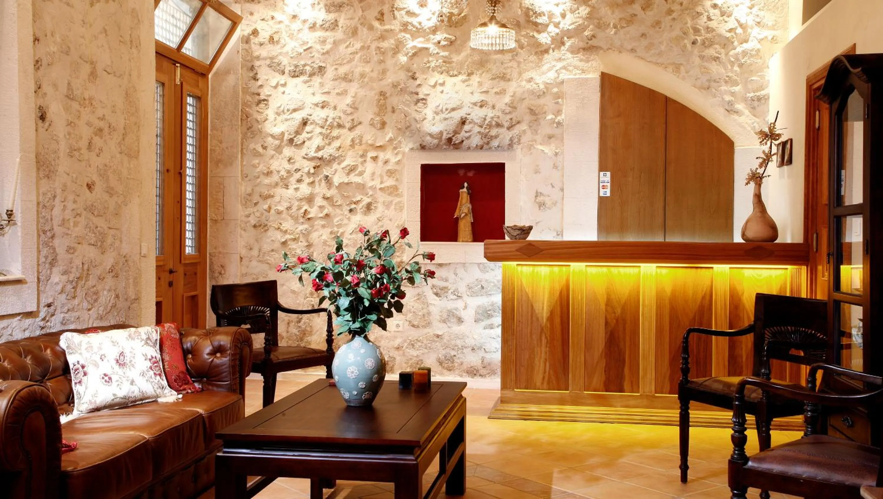 Living room in Leo Hotel