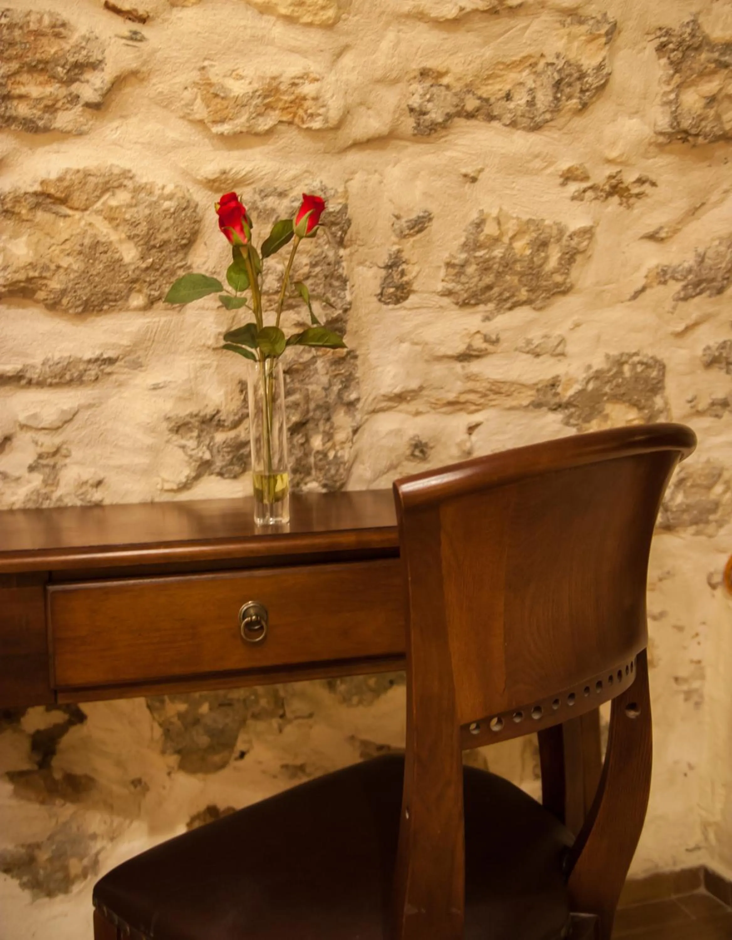 Decorative detail in Leo Hotel