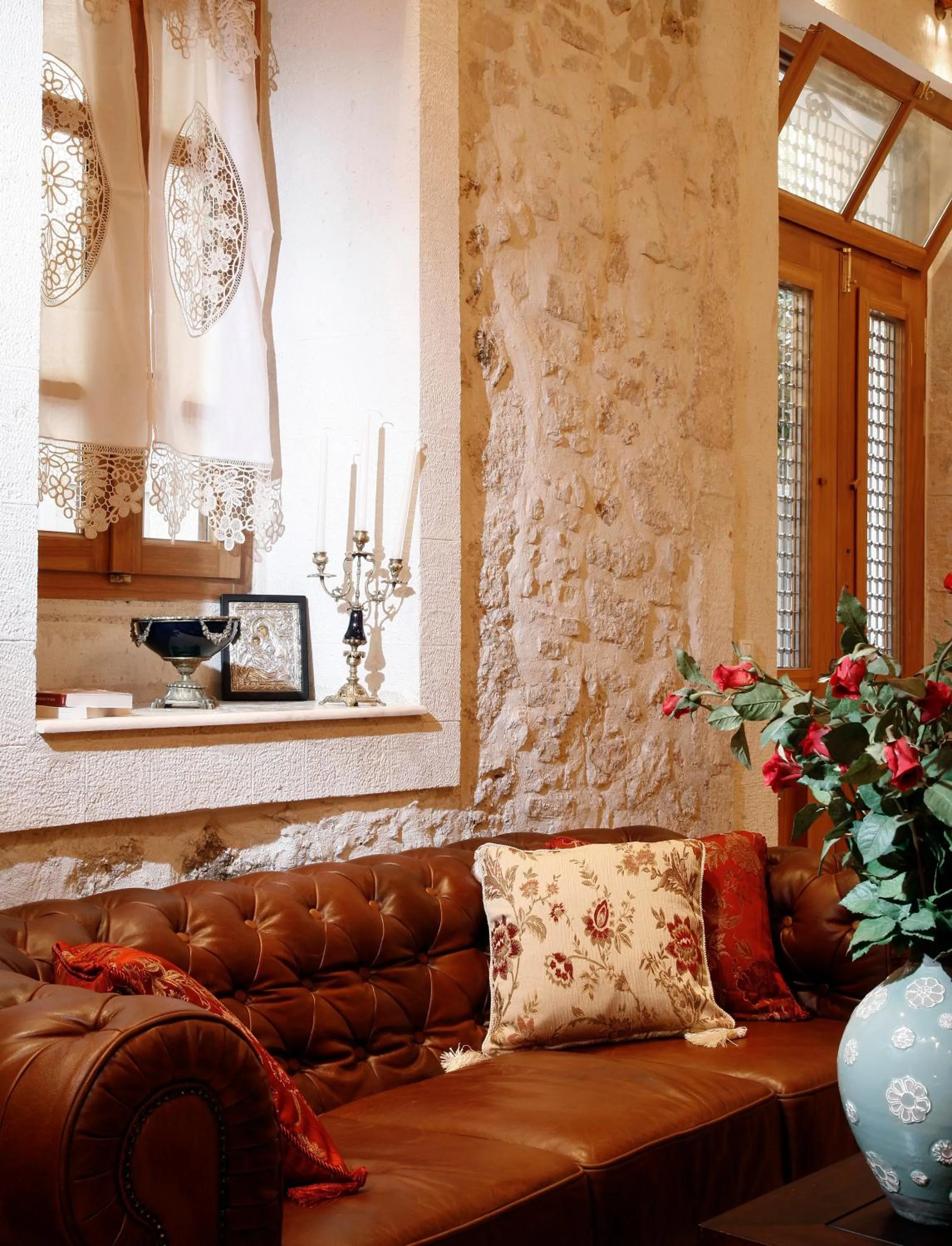 Lobby or reception in Leo Hotel