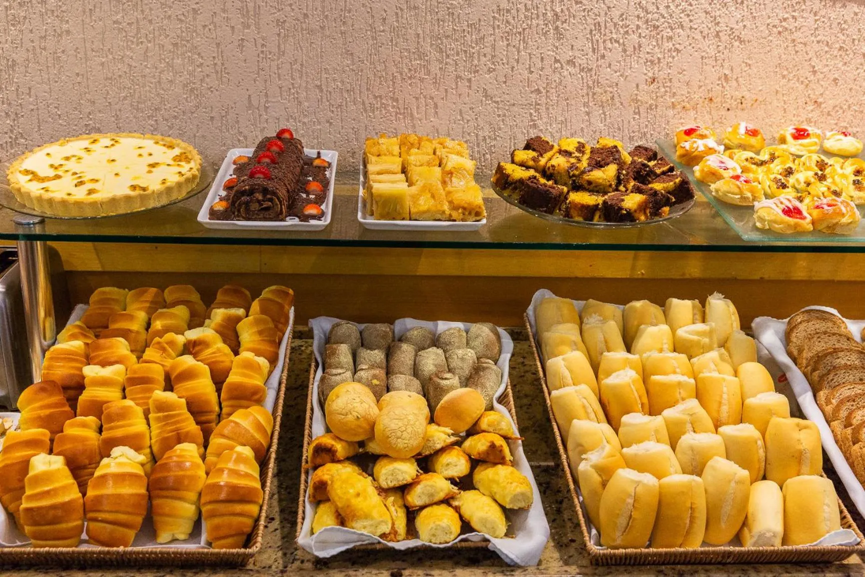 Buffet breakfast in Hotel Vermont Ipanema