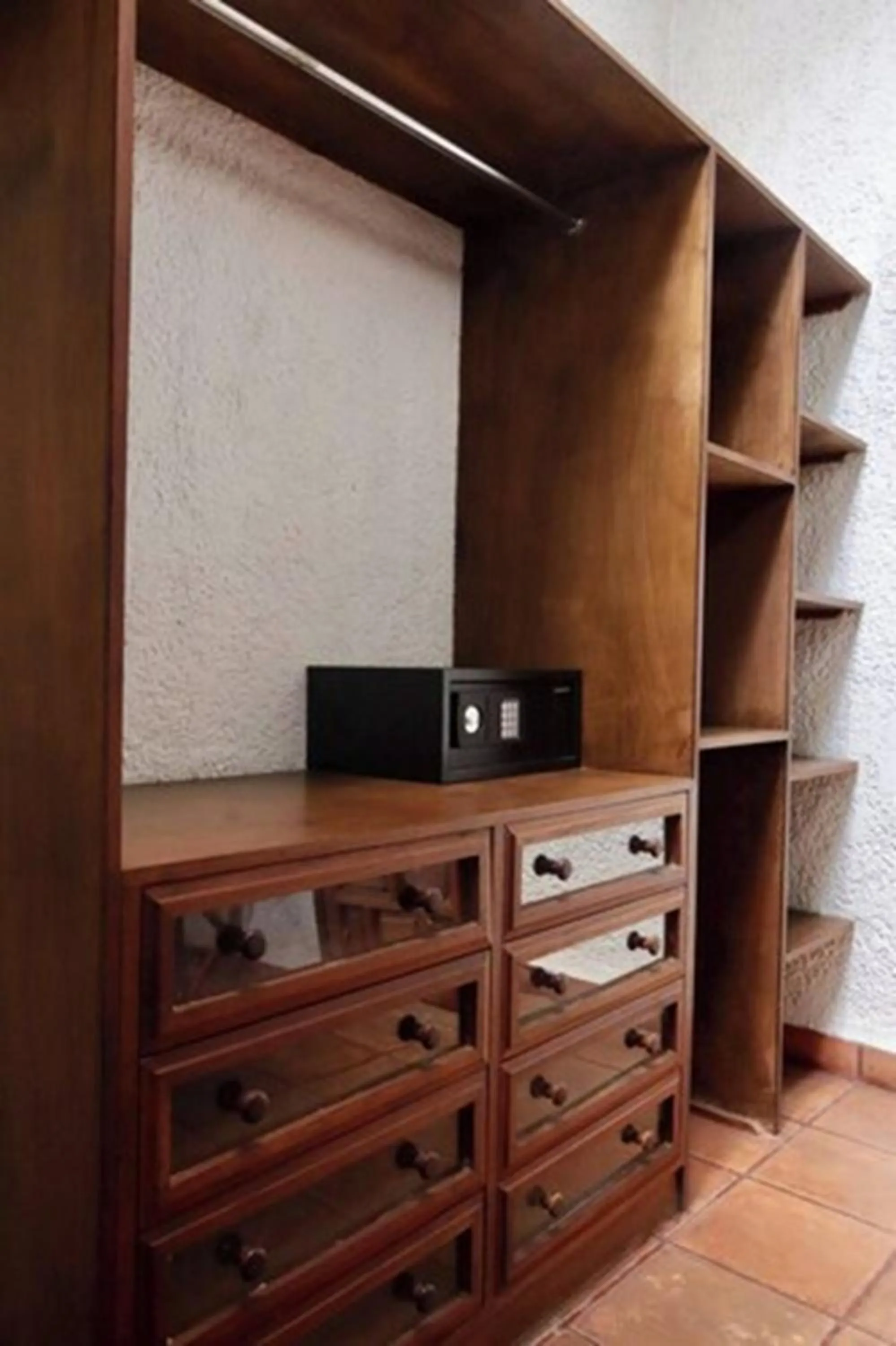 safe in Avicena Hotel Boutique