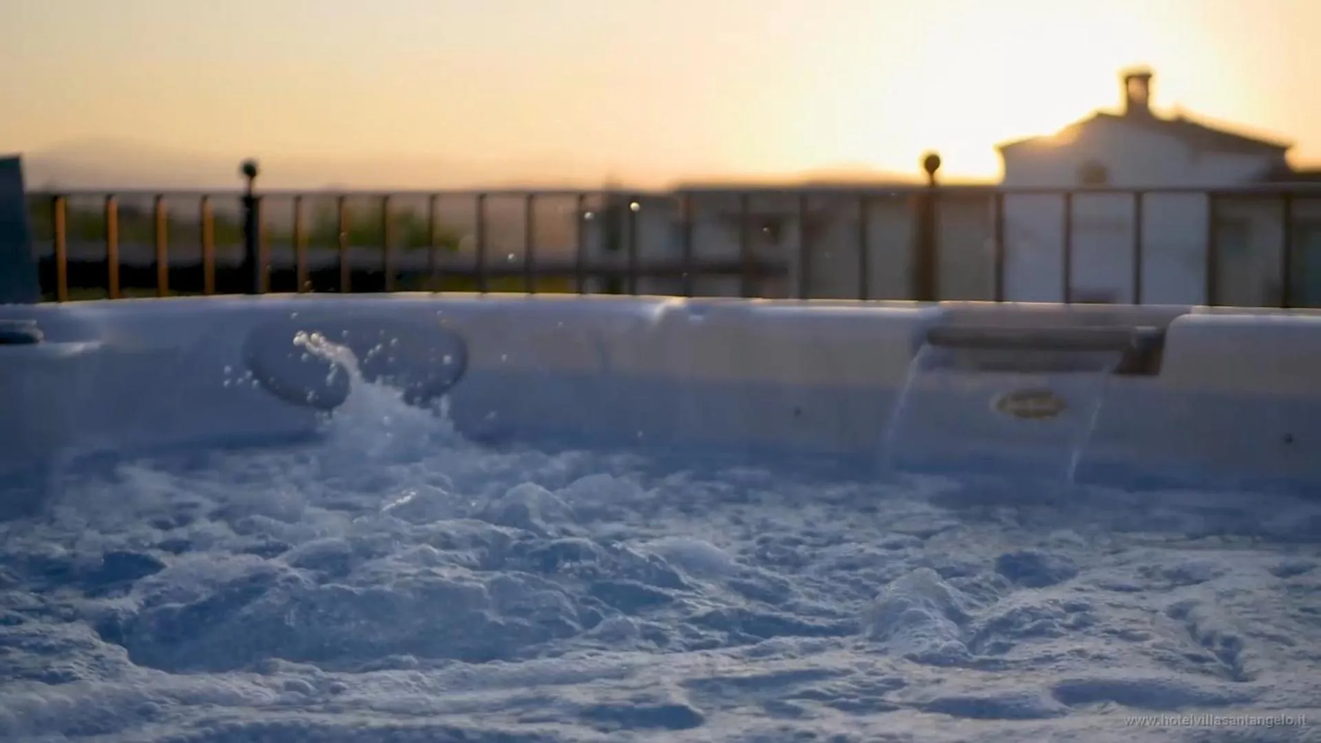 Hot Tub in Villa Sant'Angelo