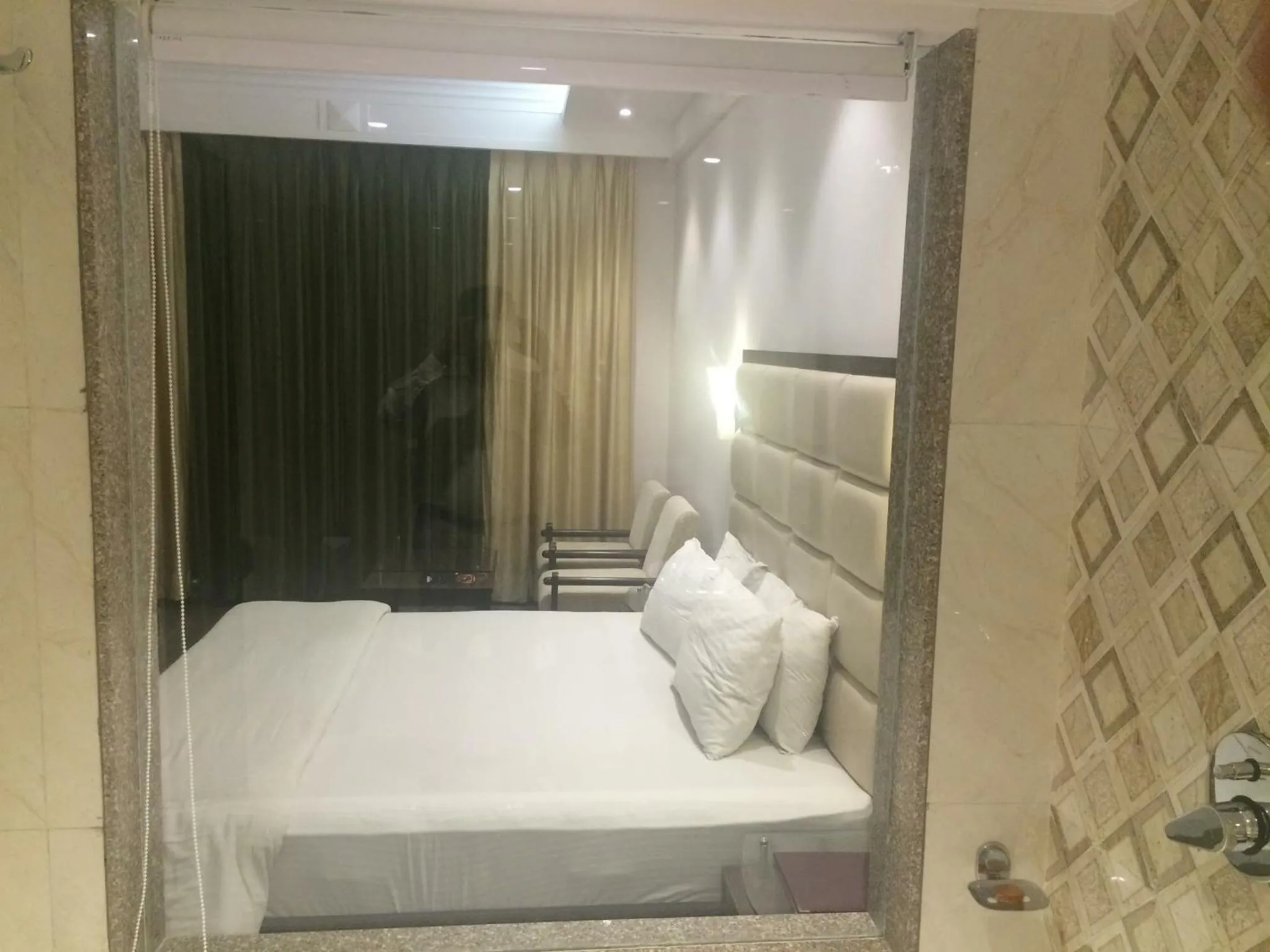 Bedroom, Bed in Shiva Oasis Resort