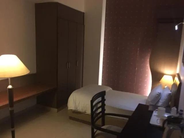 Photo of the whole room, Bed in Shiva Oasis Resort