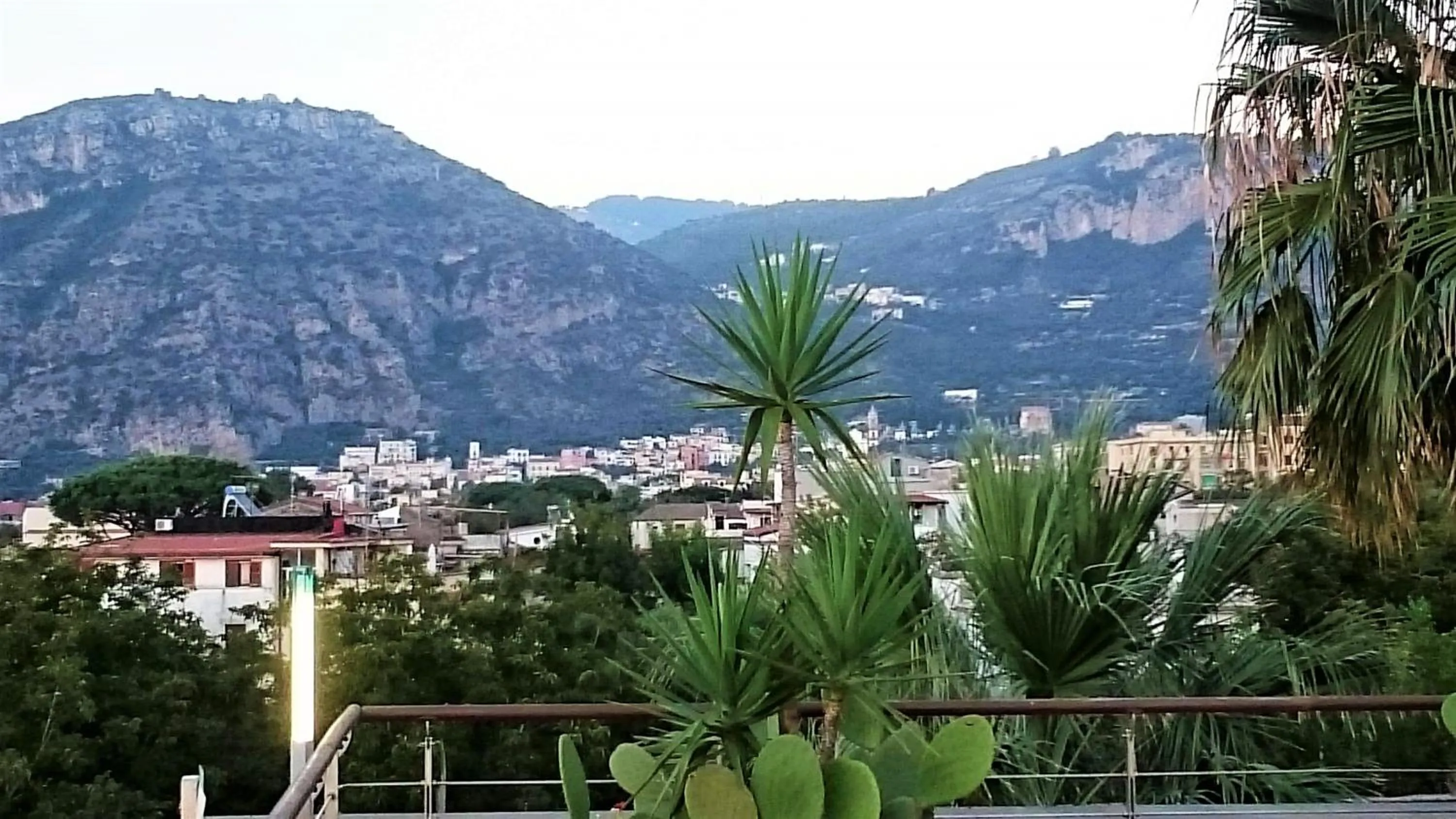 Balcony/Terrace in Seven Hostel & Rooms