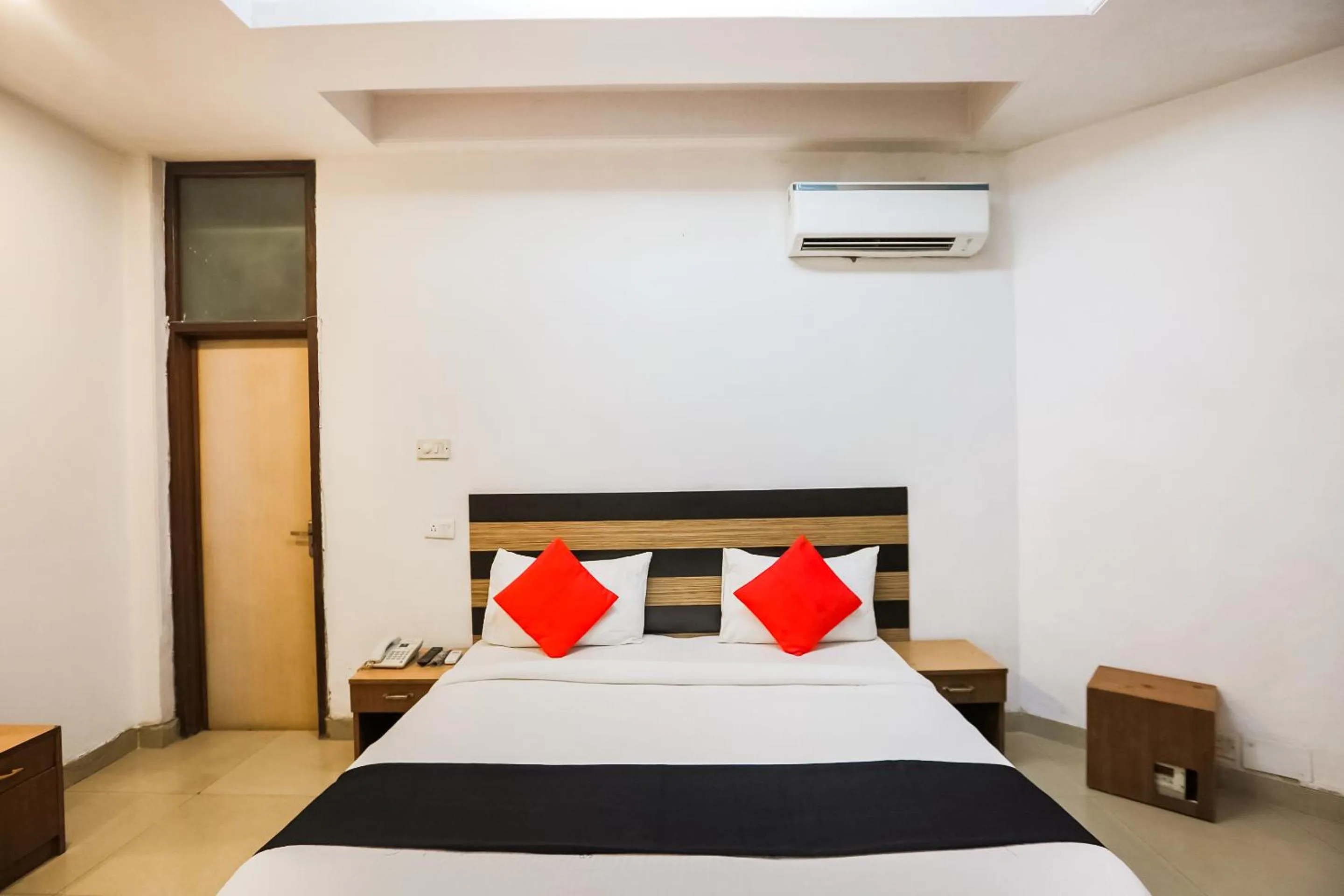 Bedroom, Bed in Townhouse Sunrise Villa