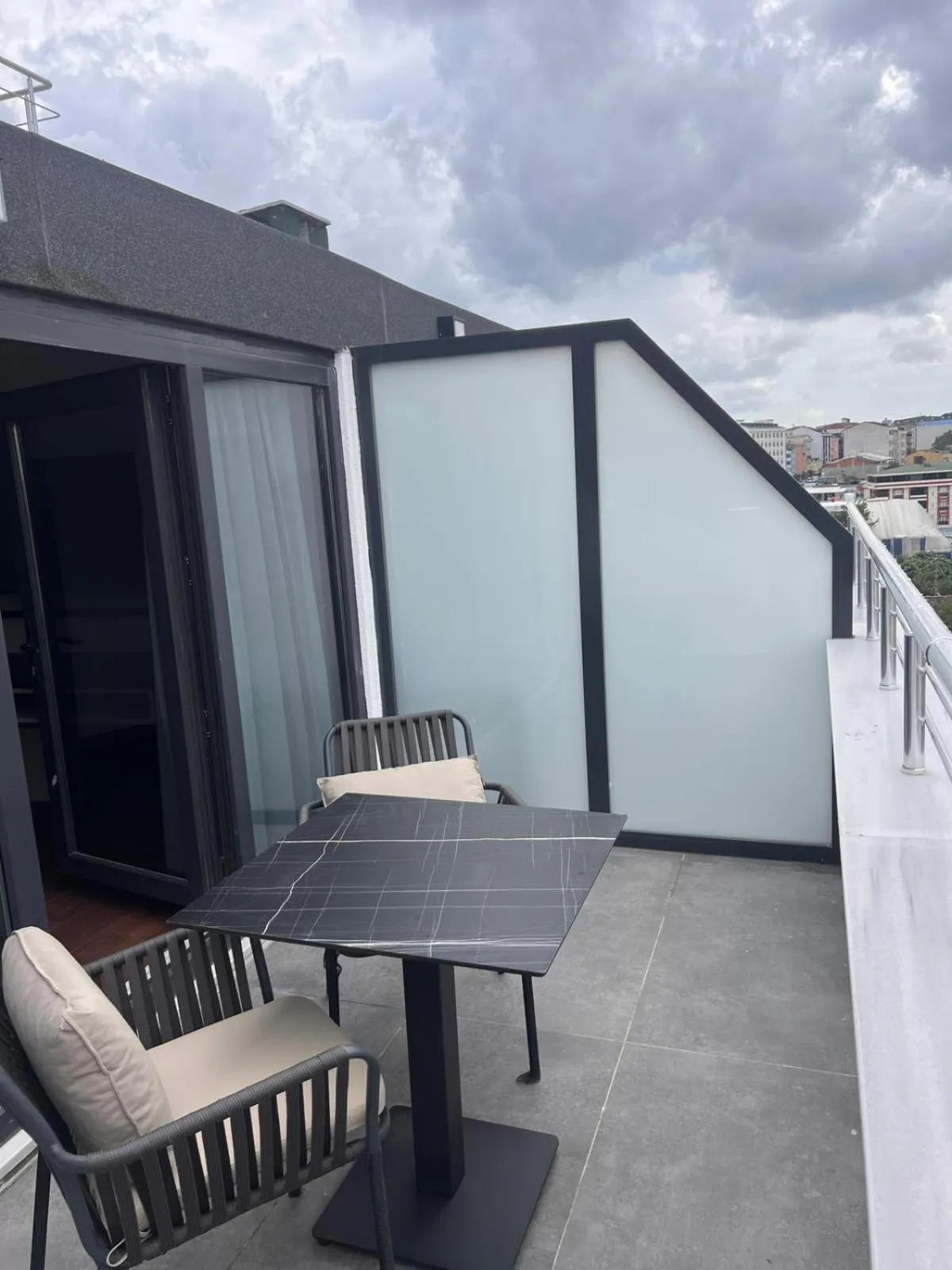 Balcony/Terrace in Gnc Airport Hotel