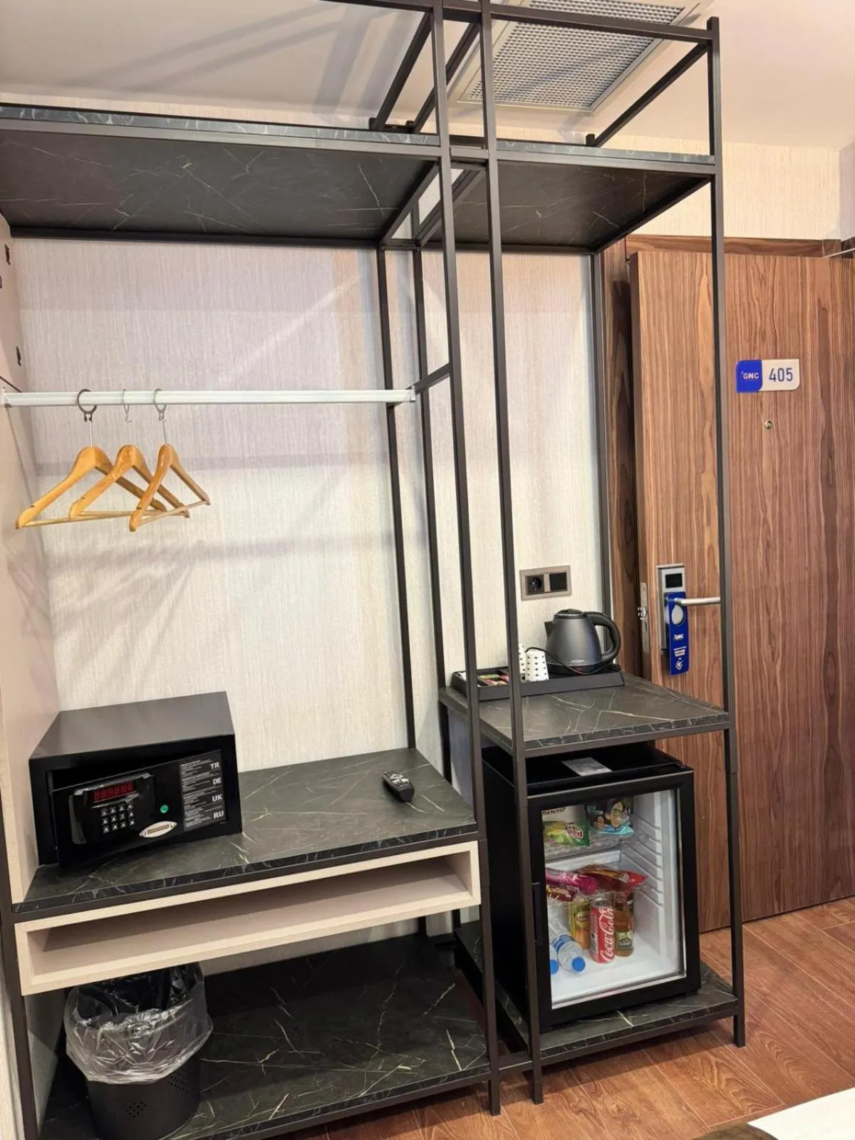 Coffee/tea facilities in Gnc Airport Hotel