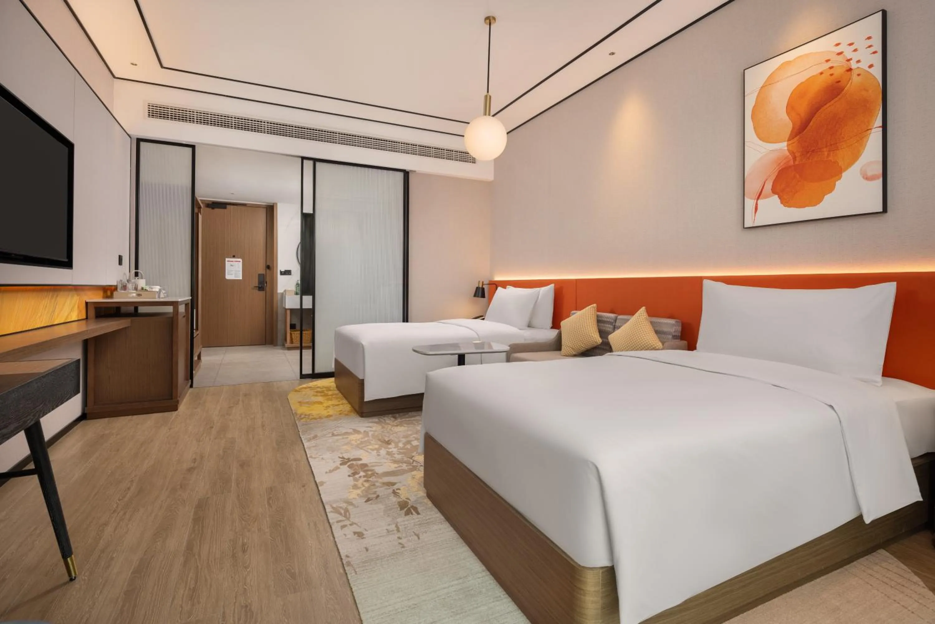 Bed in Hilton Garden Inn Hangzhou Grand Canal