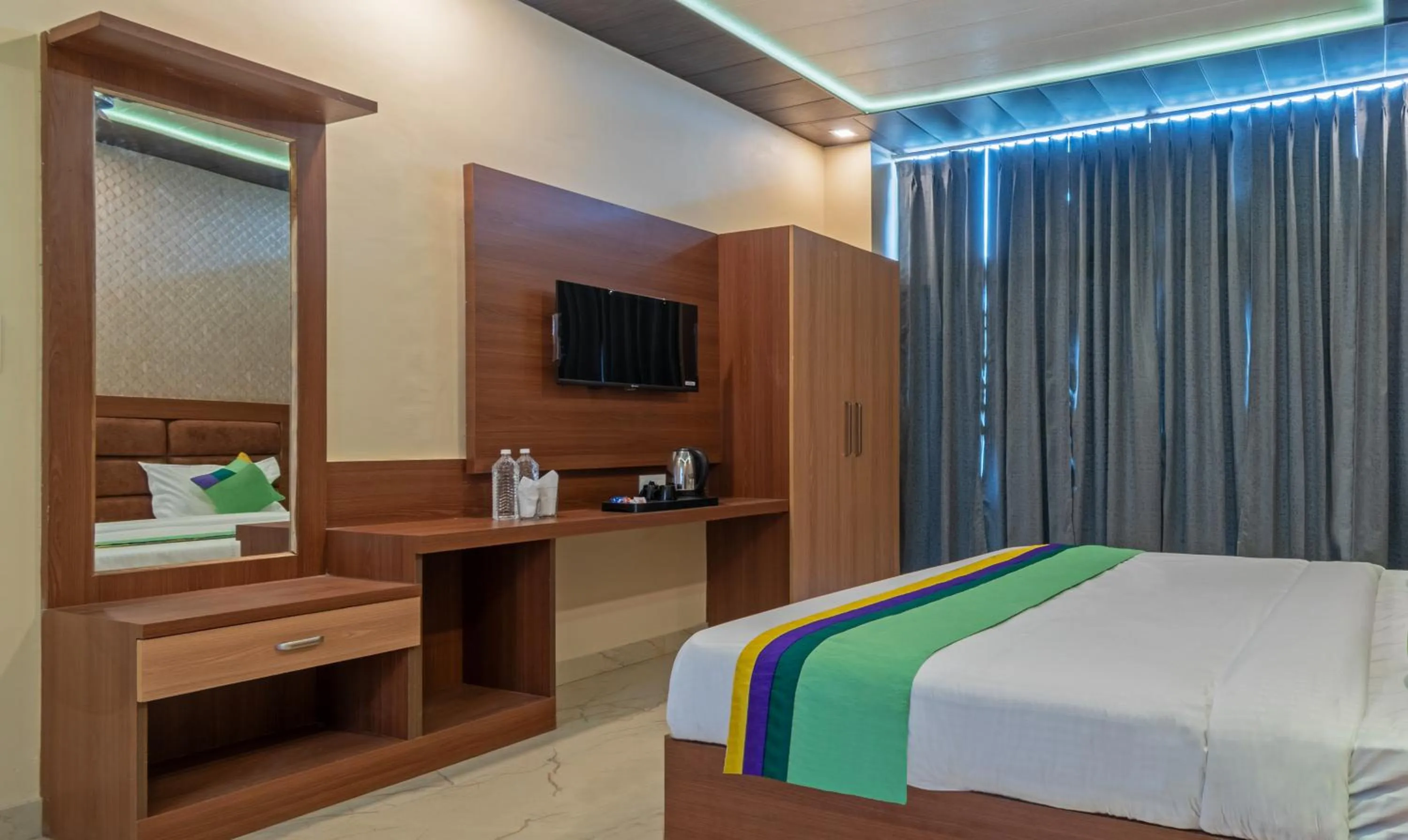 Bedroom, Bed in Treebo Heaven Grand Ayodhya