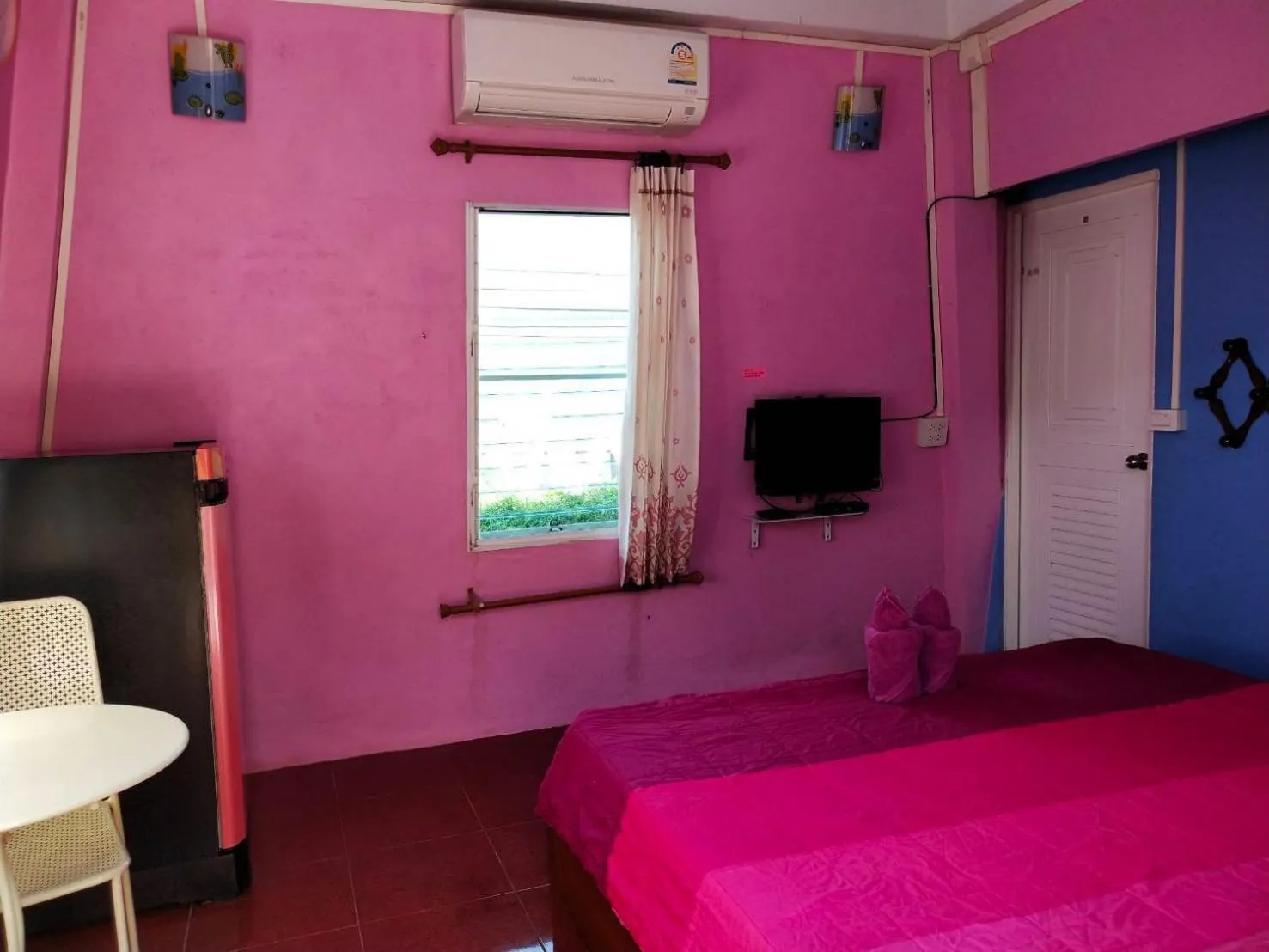 Bed in Ban Rai Rabeang Mok