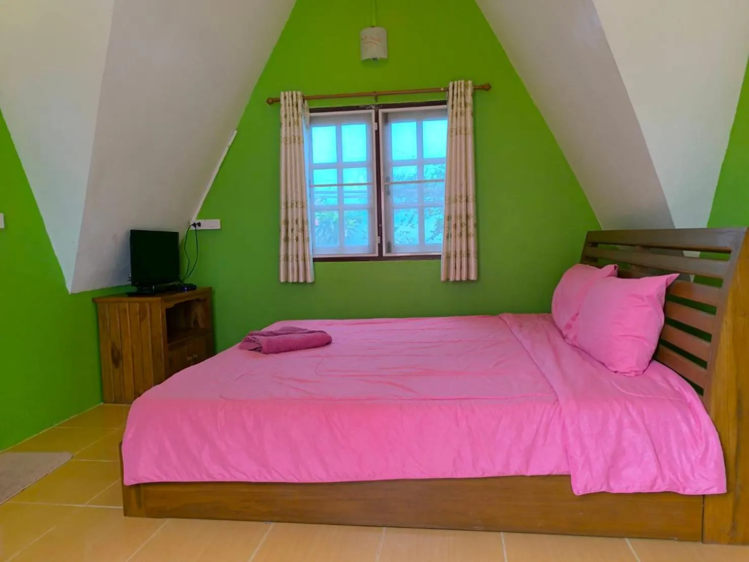 Bed in Ban Rai Rabeang Mok