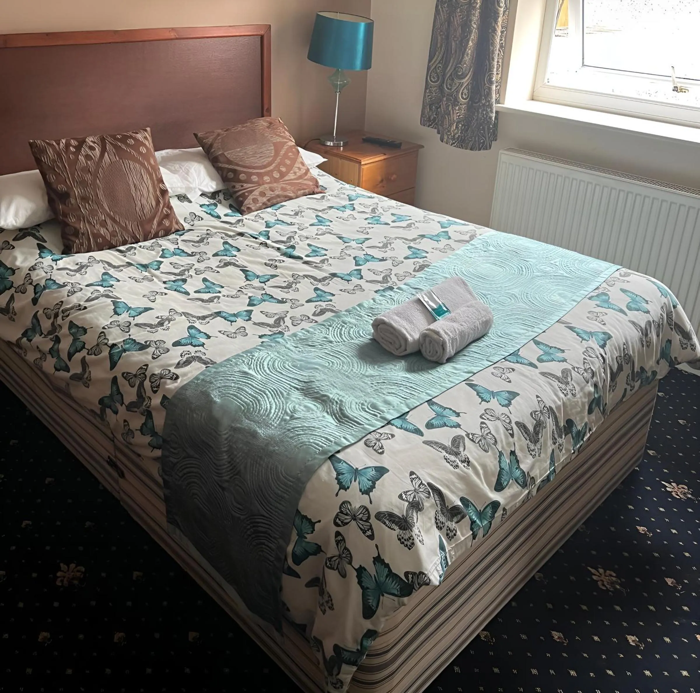 Photo of the whole room, Bed in Baytree Lodge