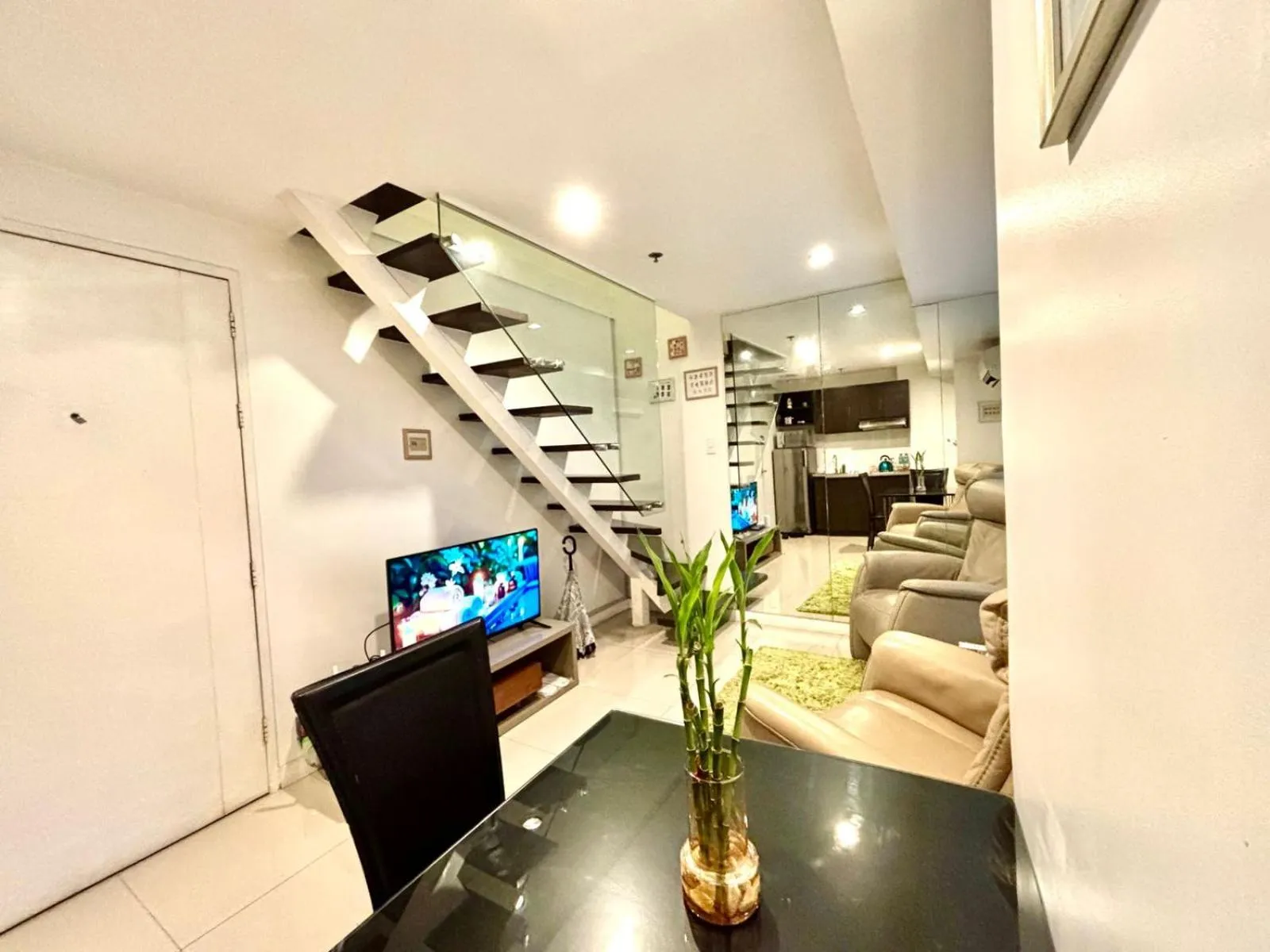 Seating area in MaxStays - Max Home at Fort Victoria Tower A