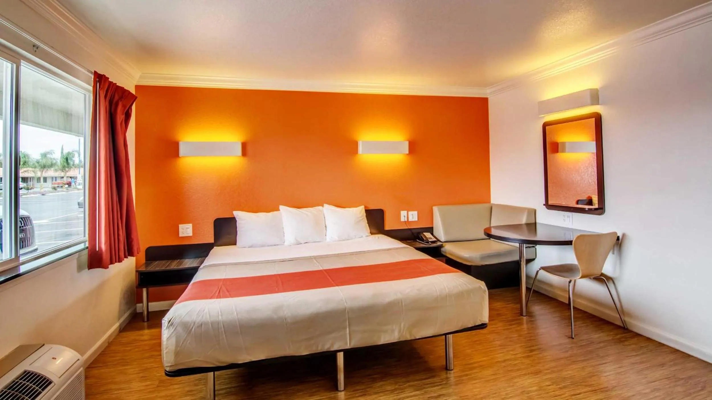 Bed in Motel 6 Manteca CA