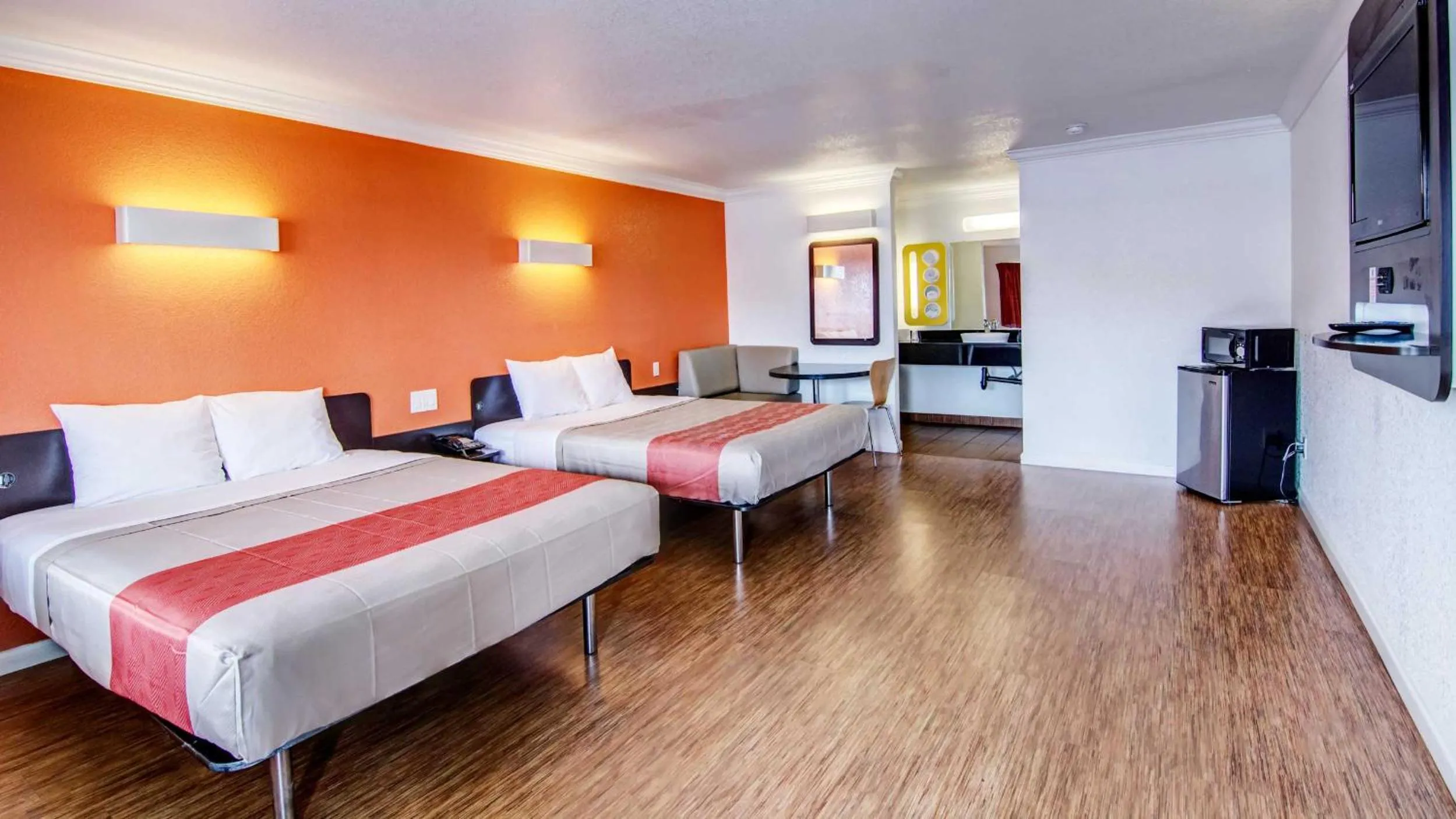 Bed in Motel 6 Manteca CA