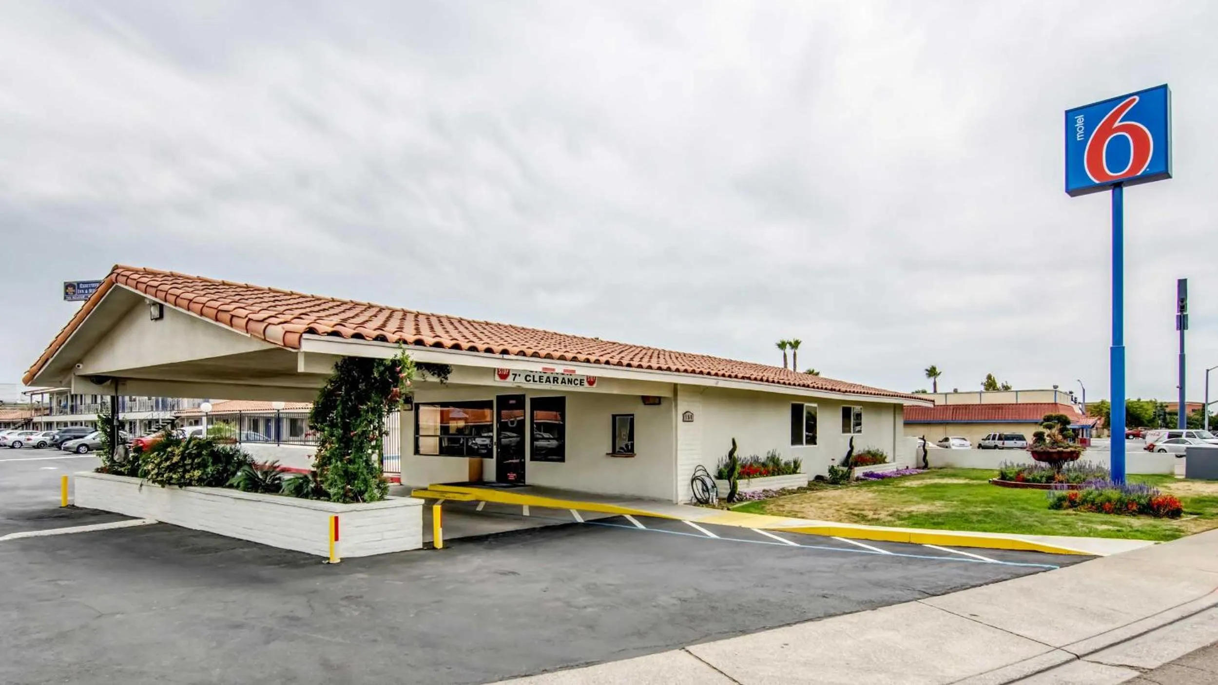 Property building in Motel 6 Manteca CA