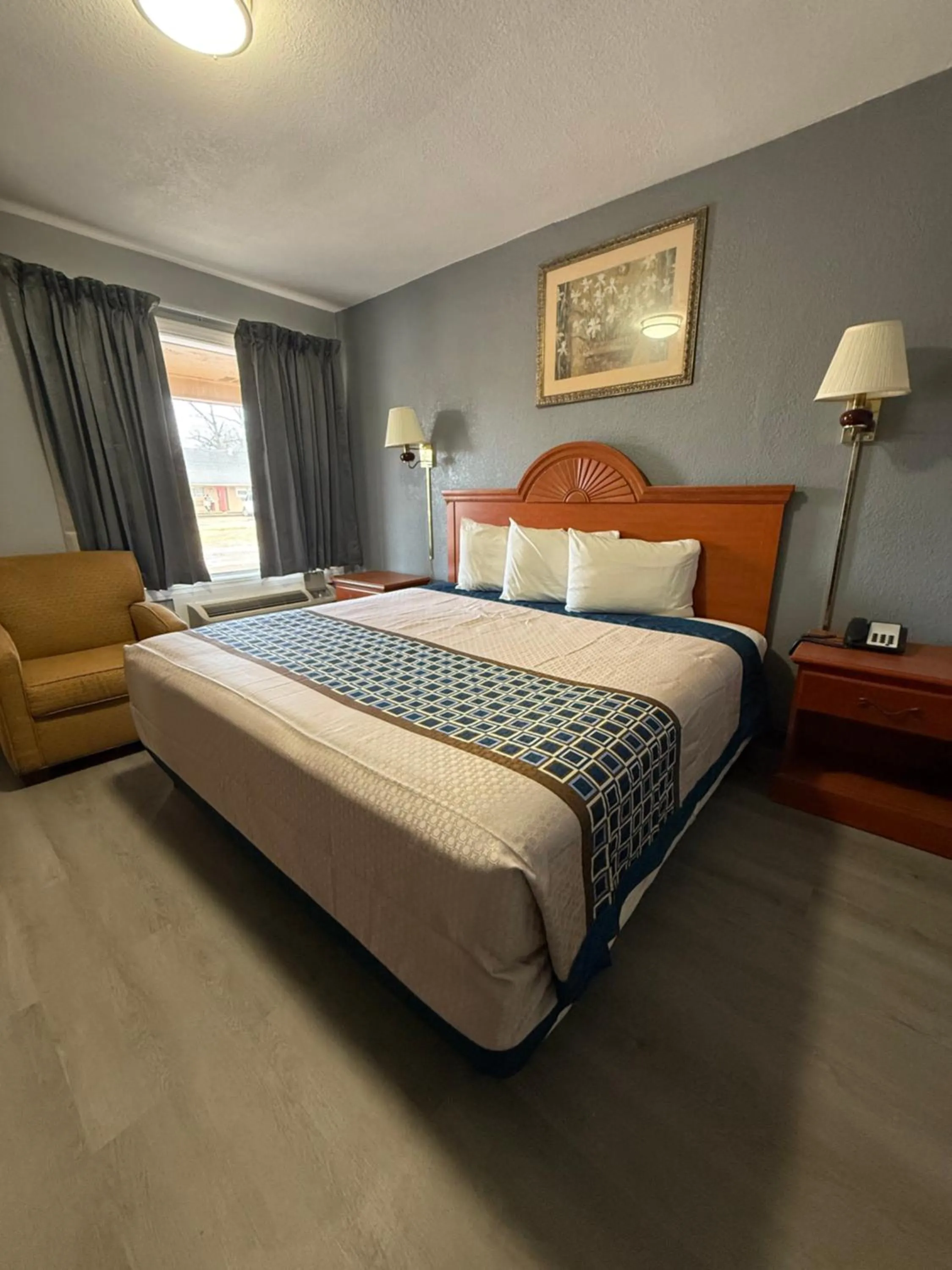 Budget Inn