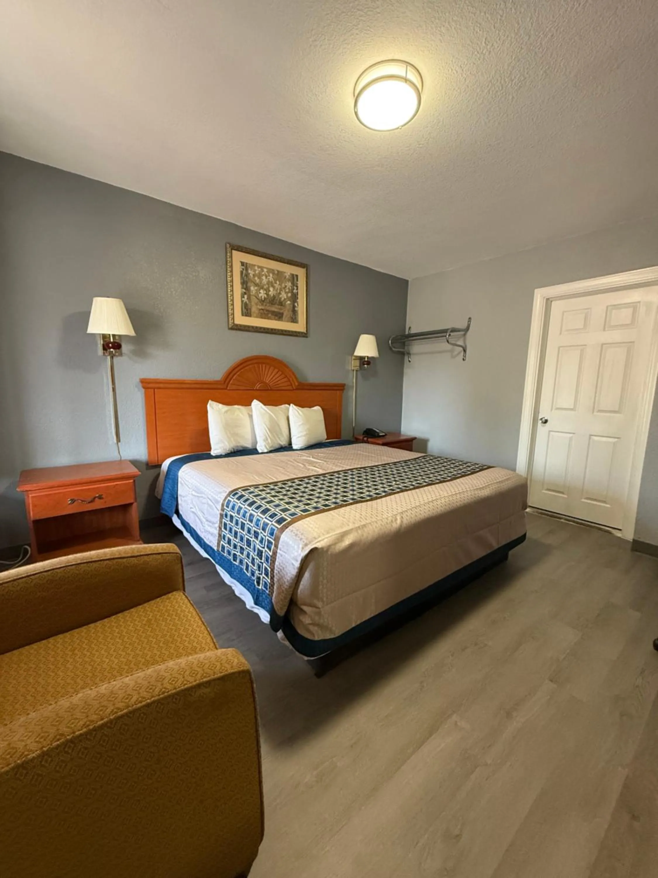 Budget Inn