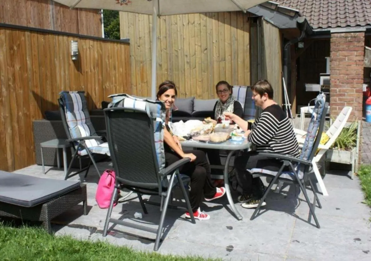 Patio in Hôtel Belair "Ravel Etape"