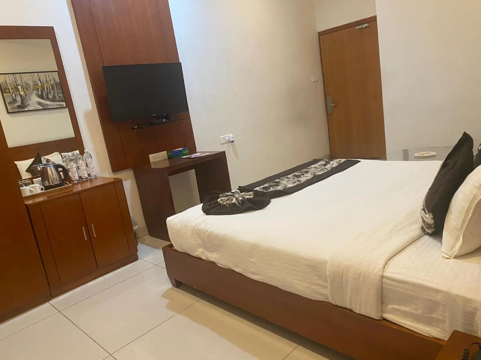 Bedroom, Bed in Mrugavani Resort & Spa