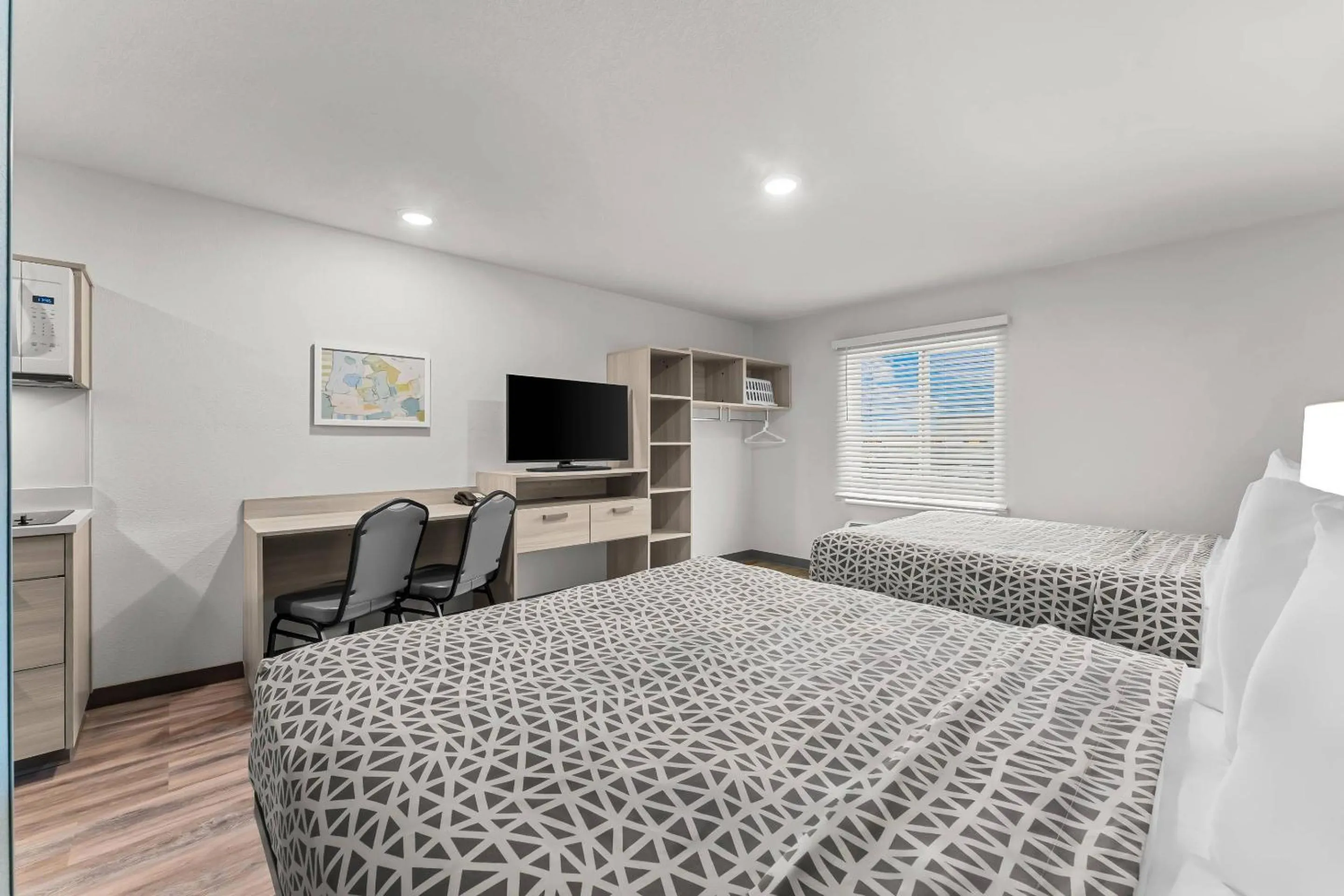 WoodSpring Suites Wilmington Riverfront
