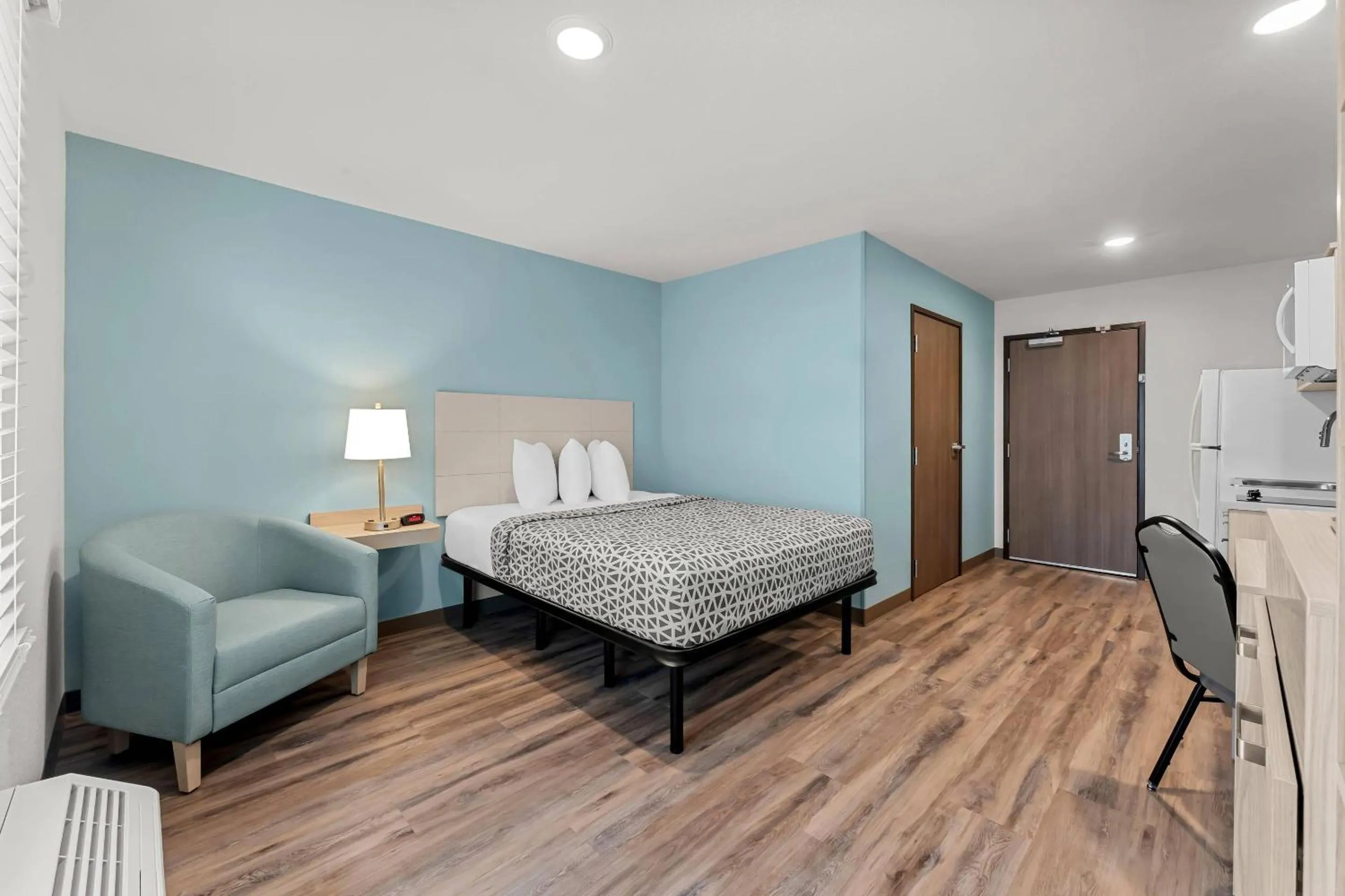 WoodSpring Suites Wilmington Riverfront